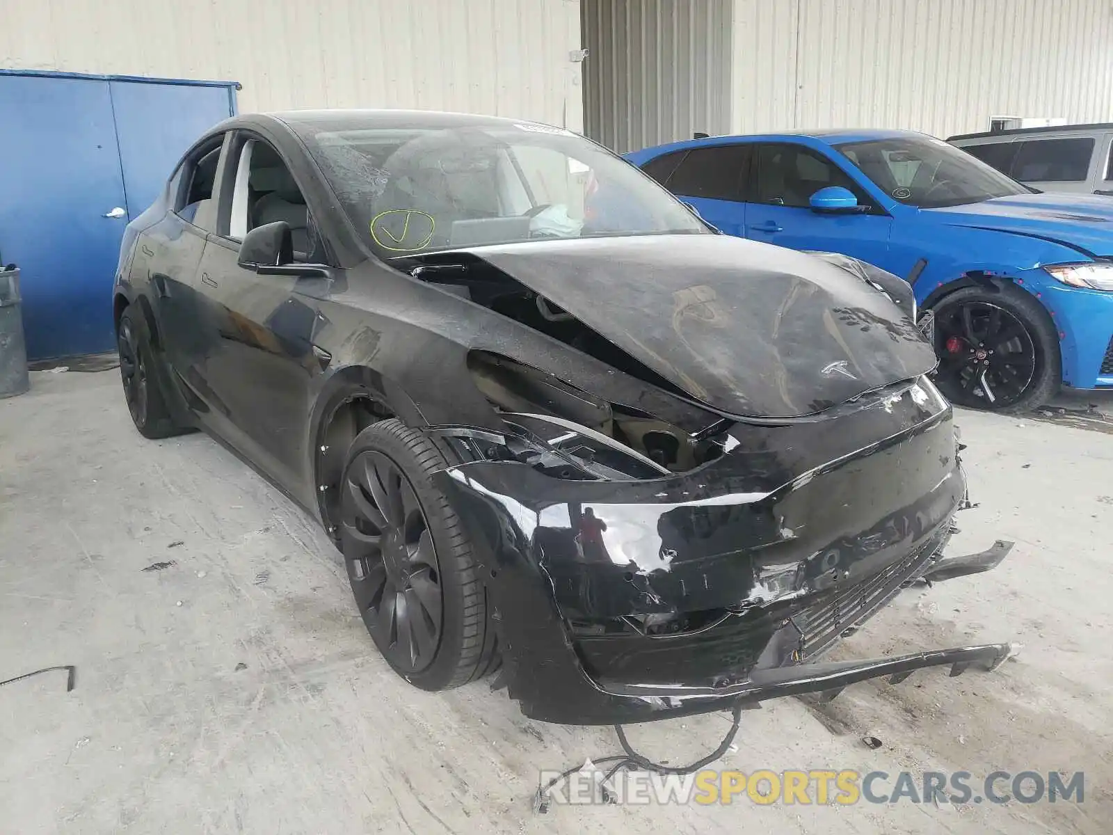 1 Photograph of a damaged car 5YJYGDEF2MF088950 TESLA MODEL Y 2021