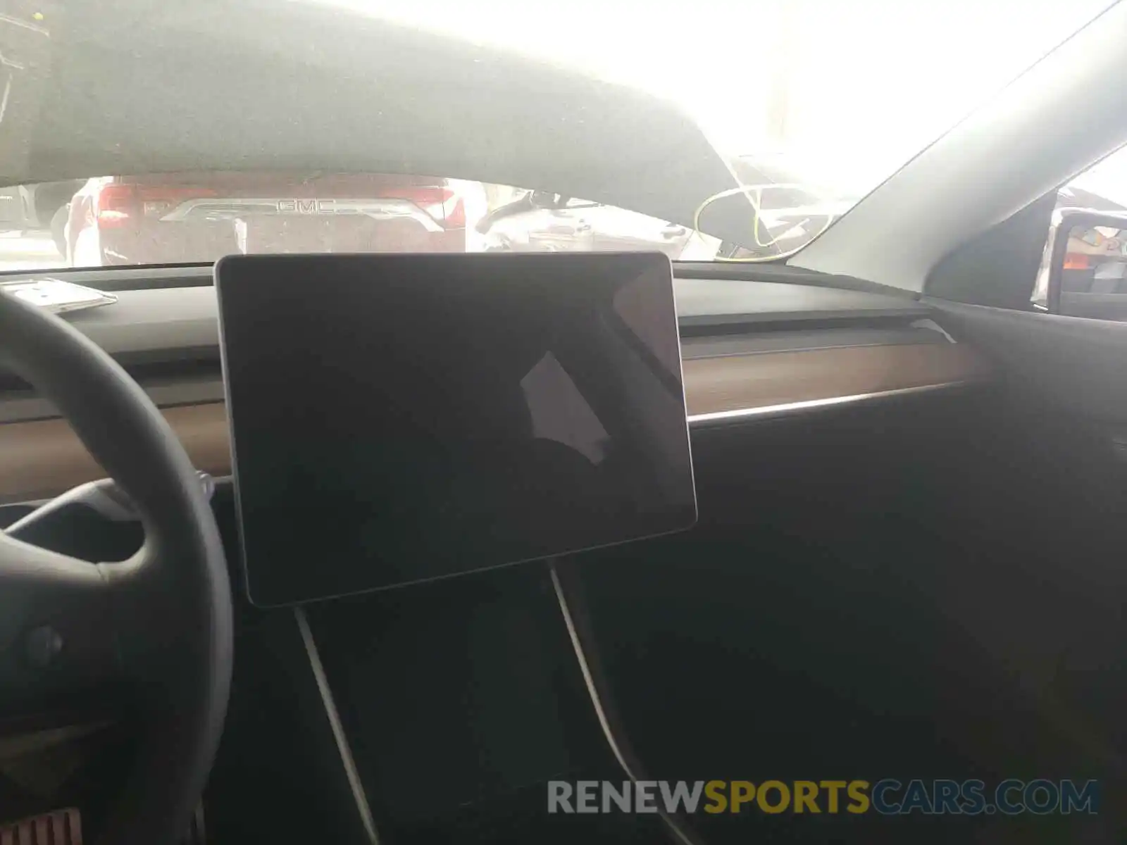 8 Photograph of a damaged car 5YJYGDEF2MF088950 TESLA MODEL Y 2021