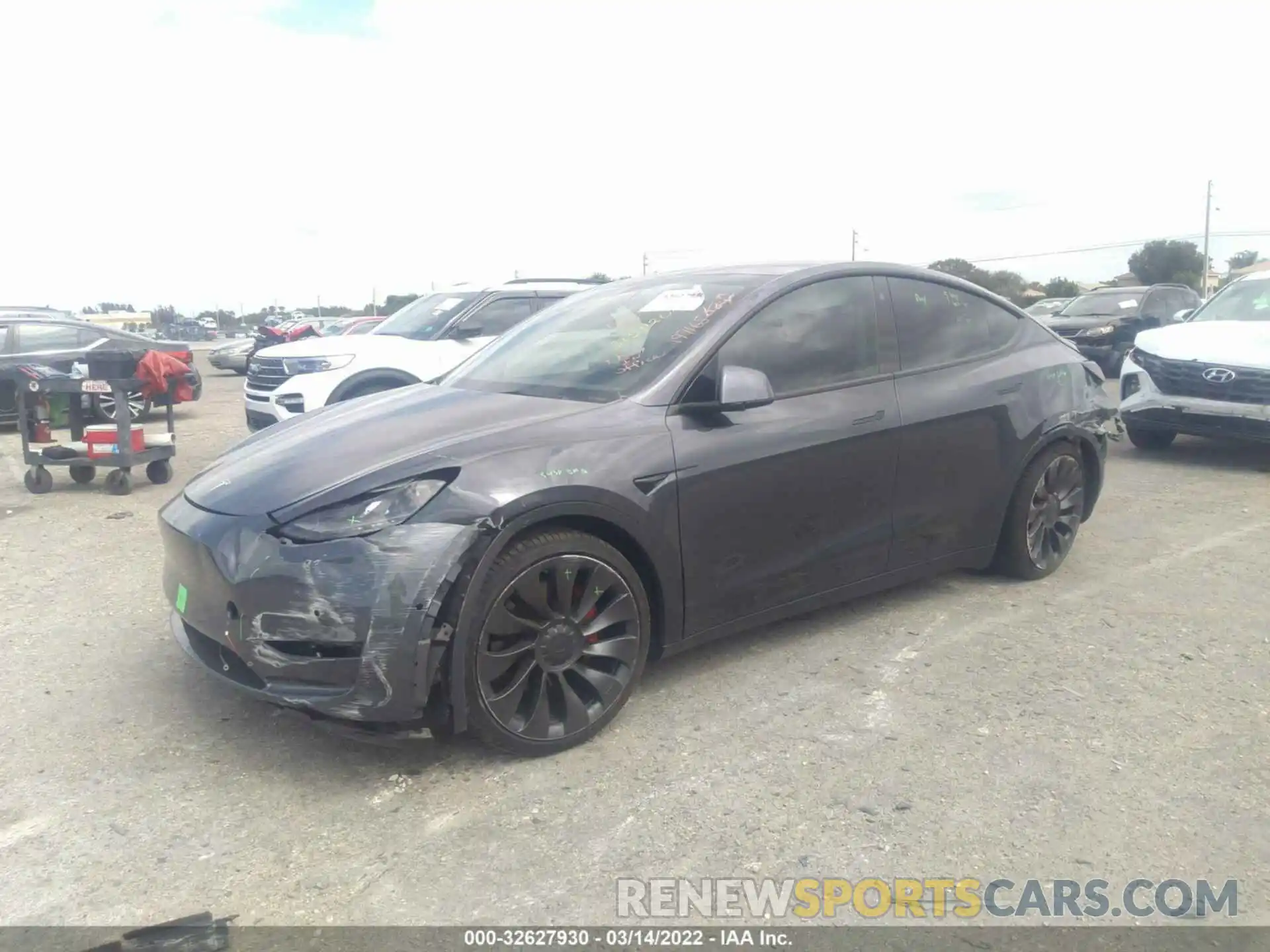 2 Photograph of a damaged car 5YJYGDEF2MF197165 TESLA MODEL Y 2021