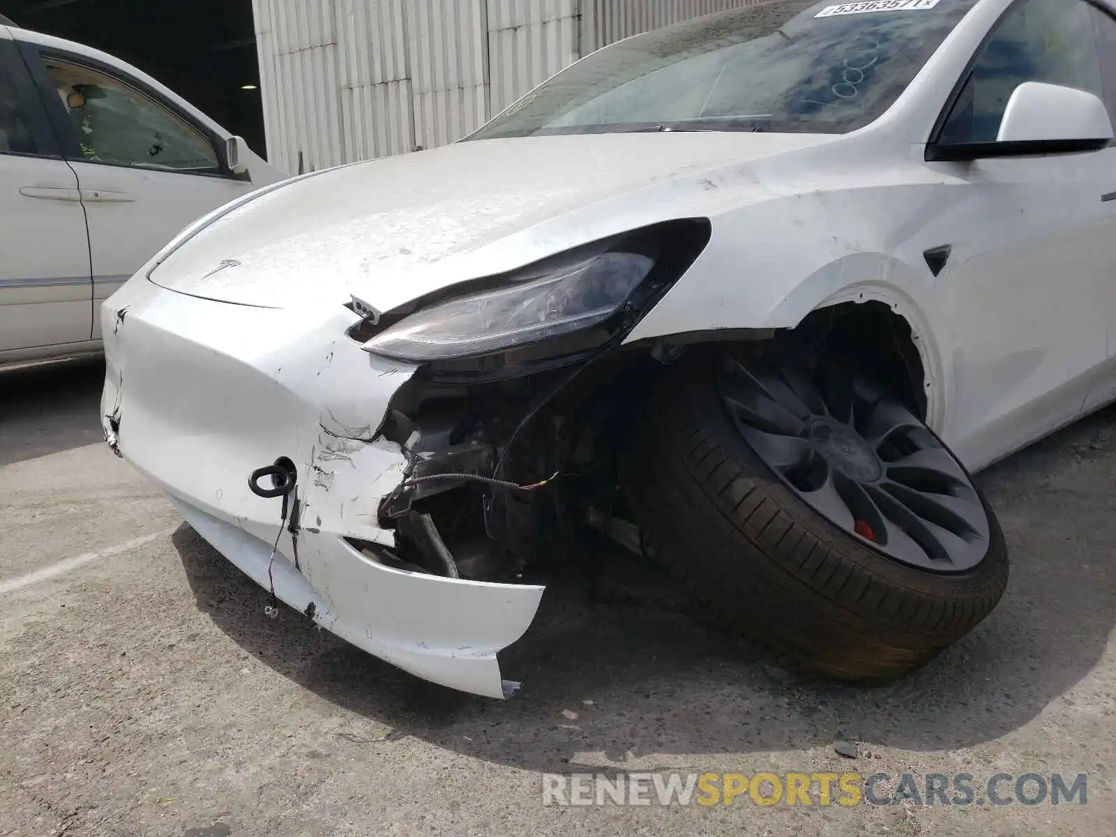 9 Photograph of a damaged car 5YJYGDEF2MF216538 TESLA MODEL Y 2021