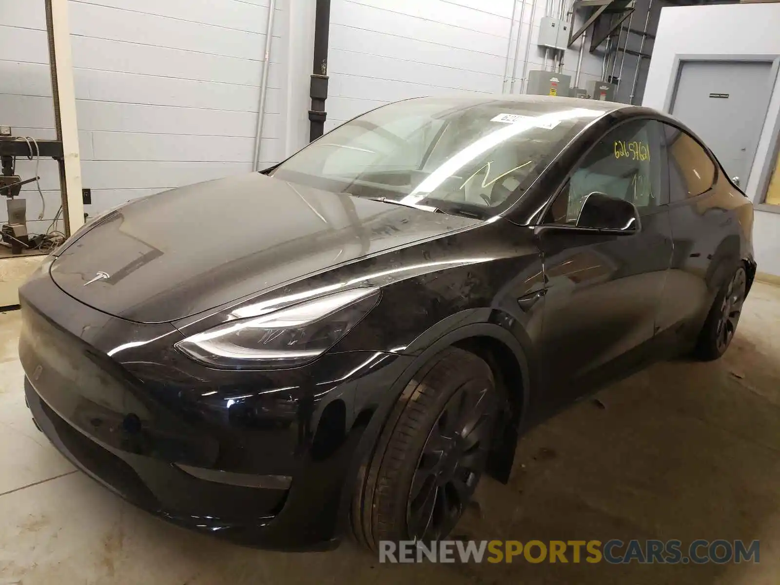 2 Photograph of a damaged car 5YJYGDEF2MF263407 TESLA MODEL Y 2021