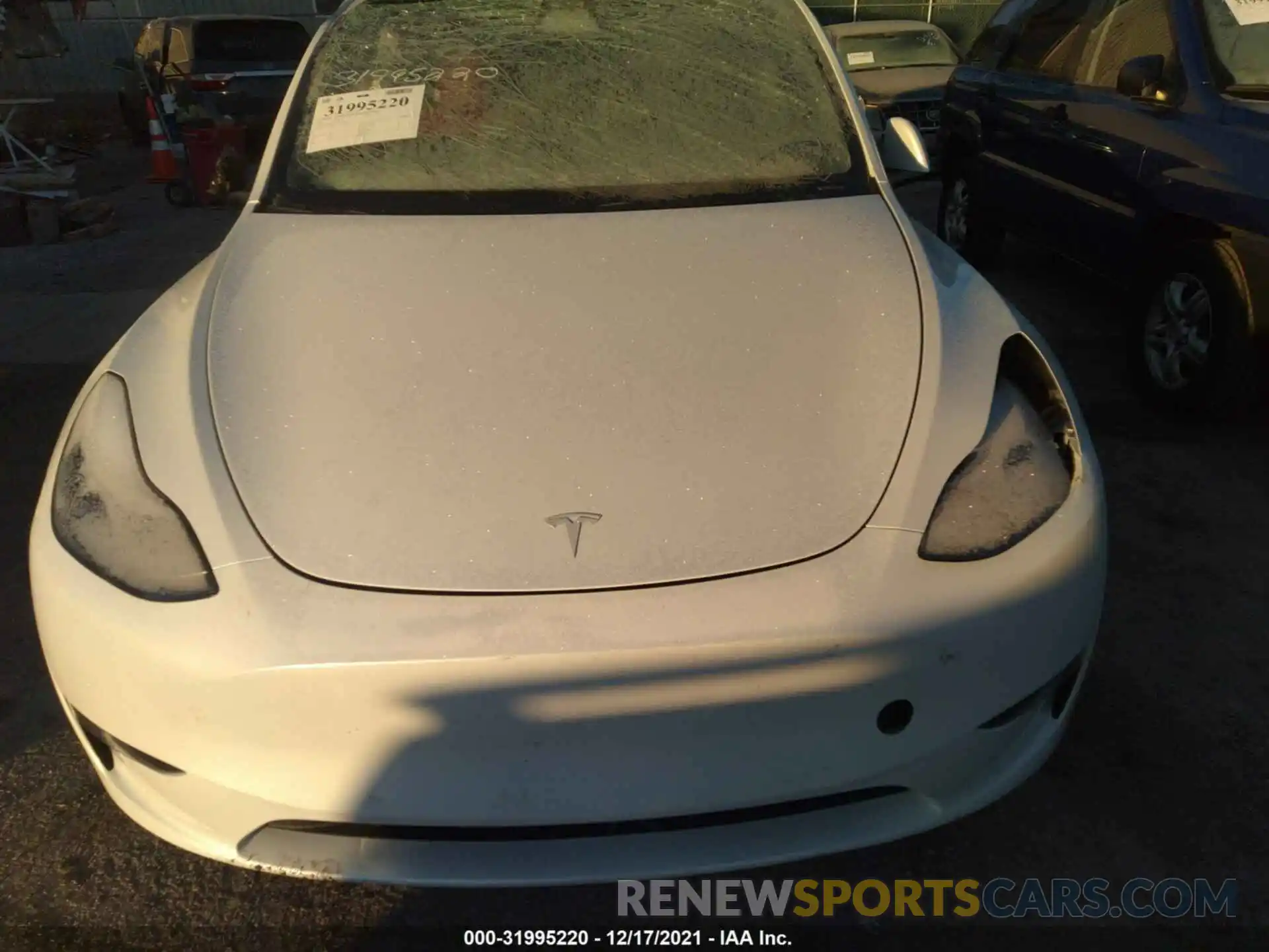 10 Photograph of a damaged car 5YJYGDEF2MF267344 TESLA MODEL Y 2021