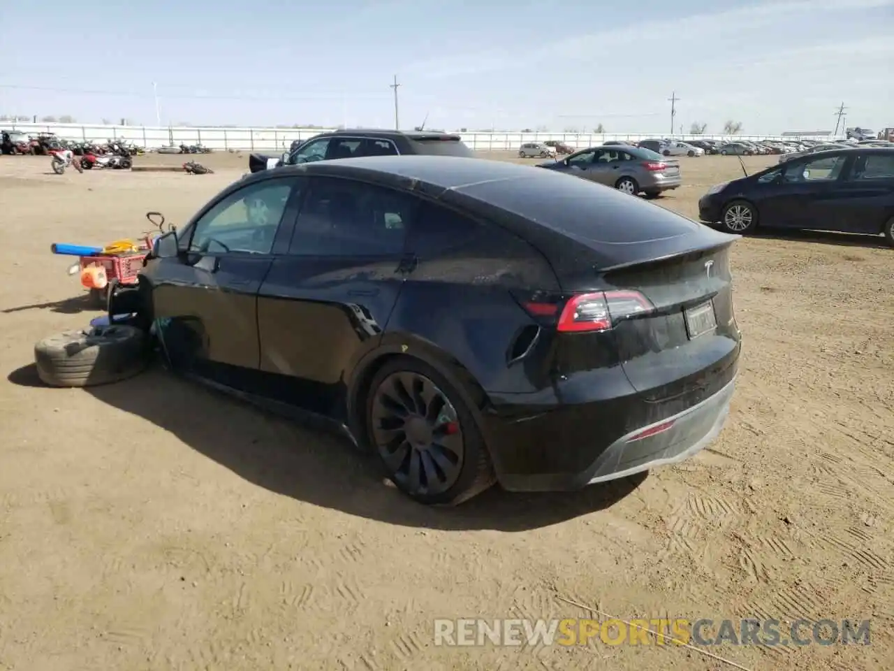 3 Photograph of a damaged car 5YJYGDEF3MF070201 TESLA MODEL Y 2021