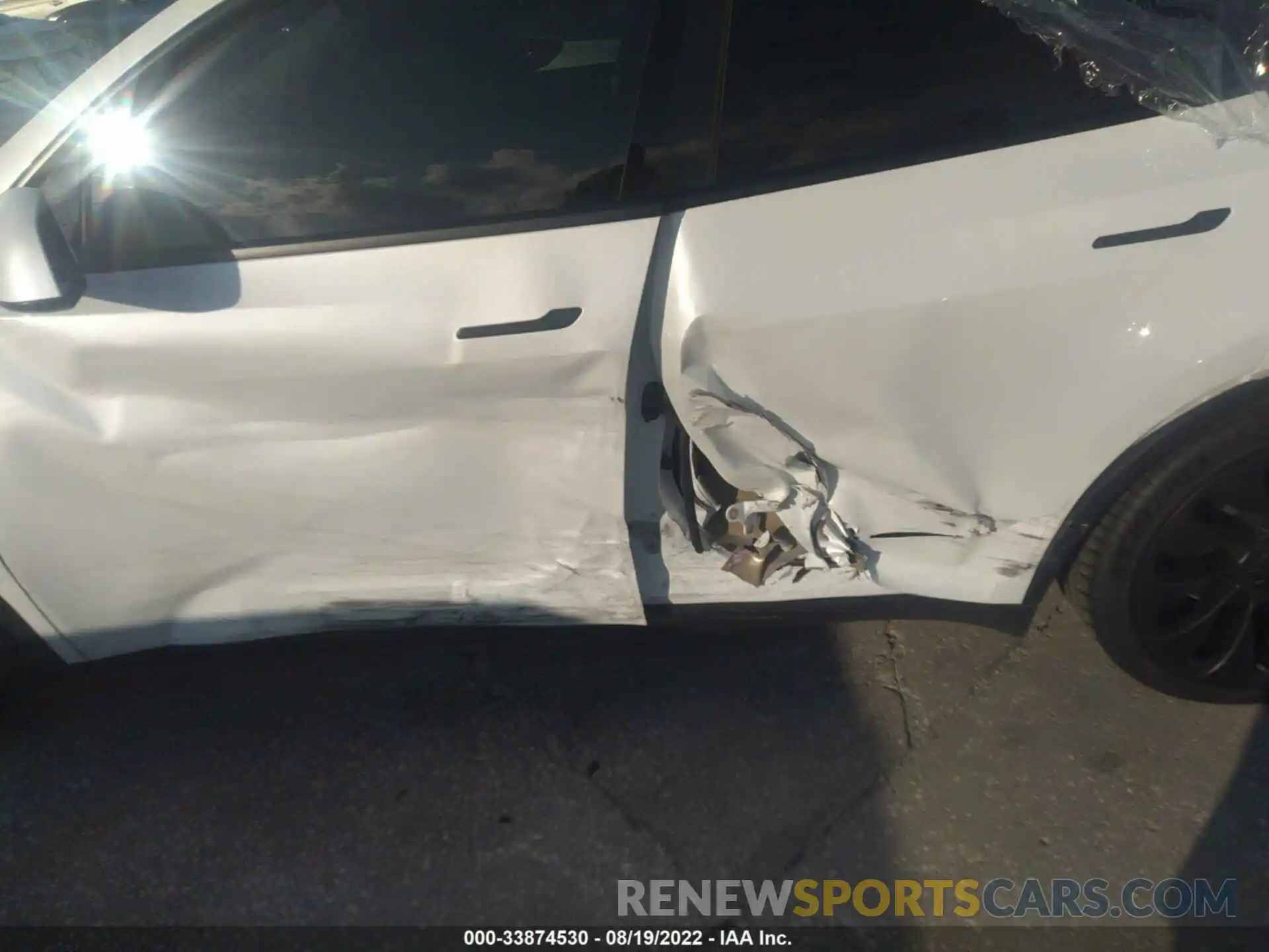 12 Photograph of a damaged car 5YJYGDEF3MF072286 TESLA MODEL Y 2021