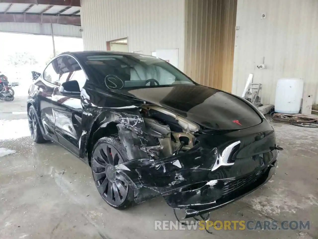 1 Photograph of a damaged car 5YJYGDEF3MF133555 TESLA MODEL Y 2021