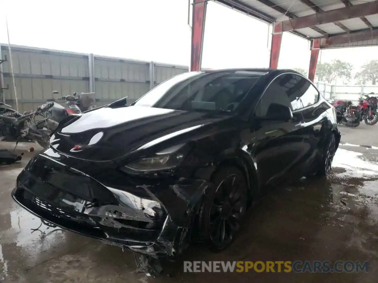 2 Photograph of a damaged car 5YJYGDEF3MF133555 TESLA MODEL Y 2021