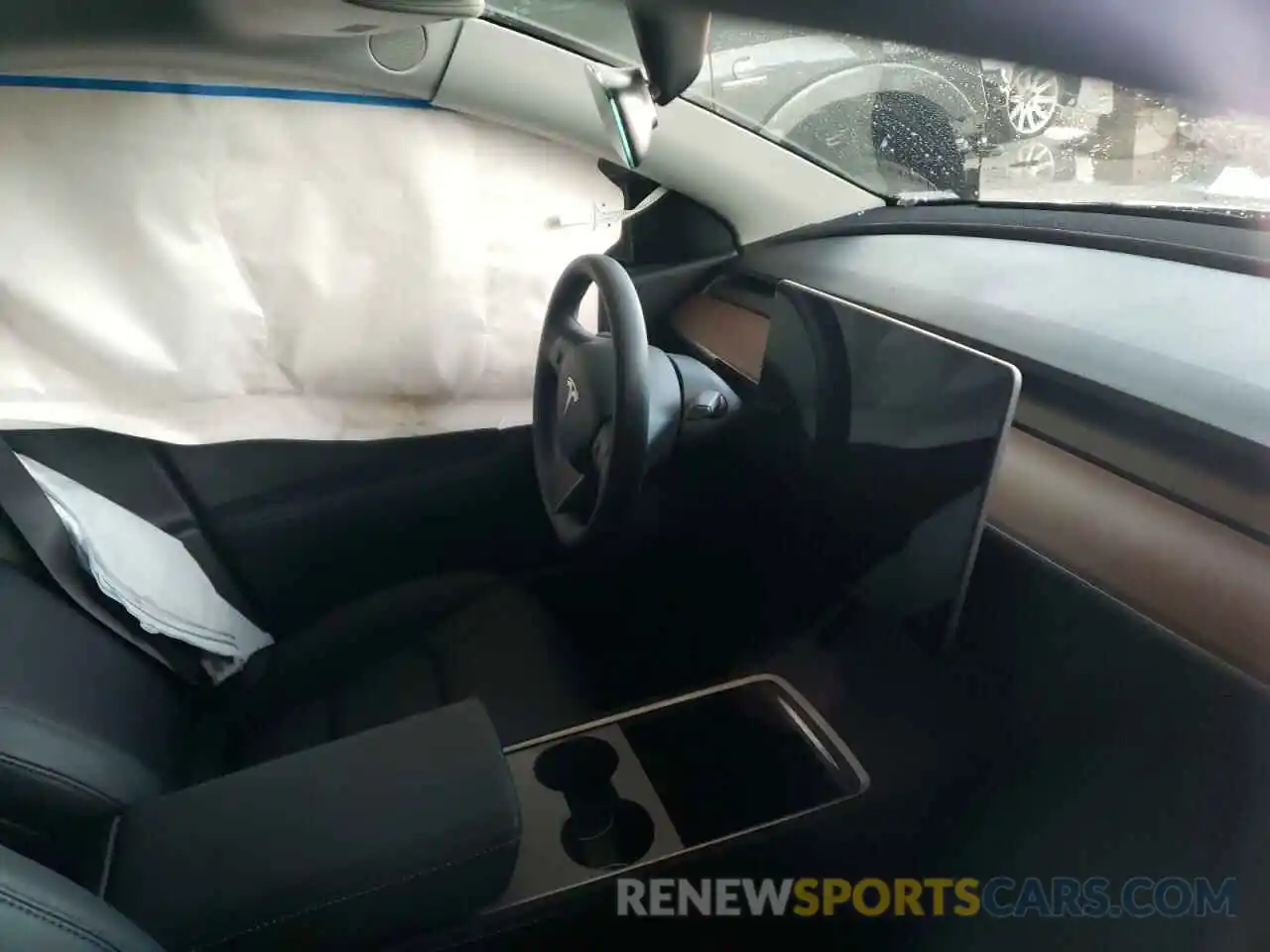 8 Photograph of a damaged car 5YJYGDEF3MF133555 TESLA MODEL Y 2021