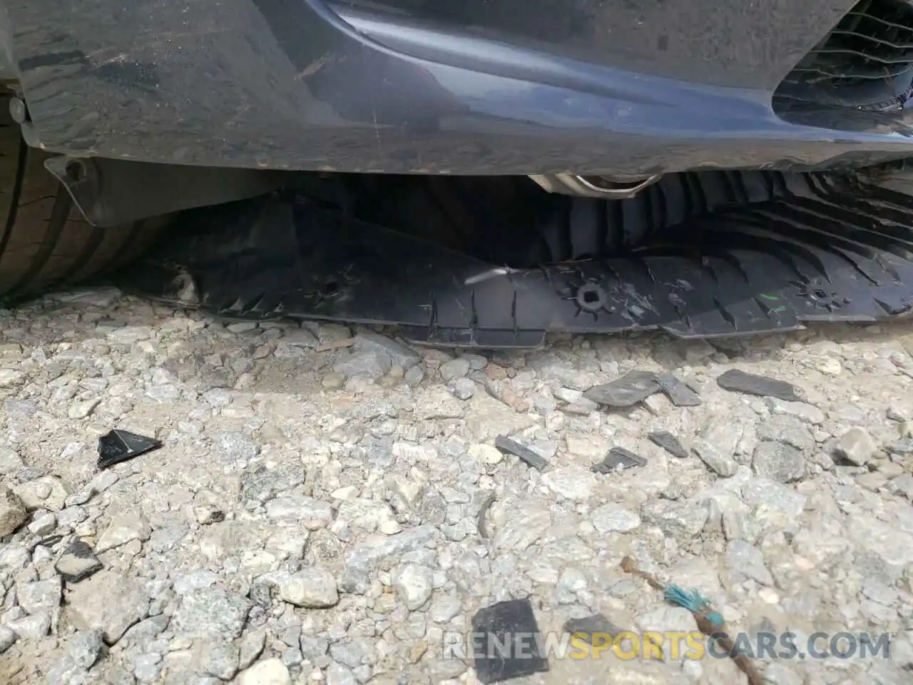 9 Photograph of a damaged car 5YJYGDEF3MF133720 TESLA MODEL Y 2021