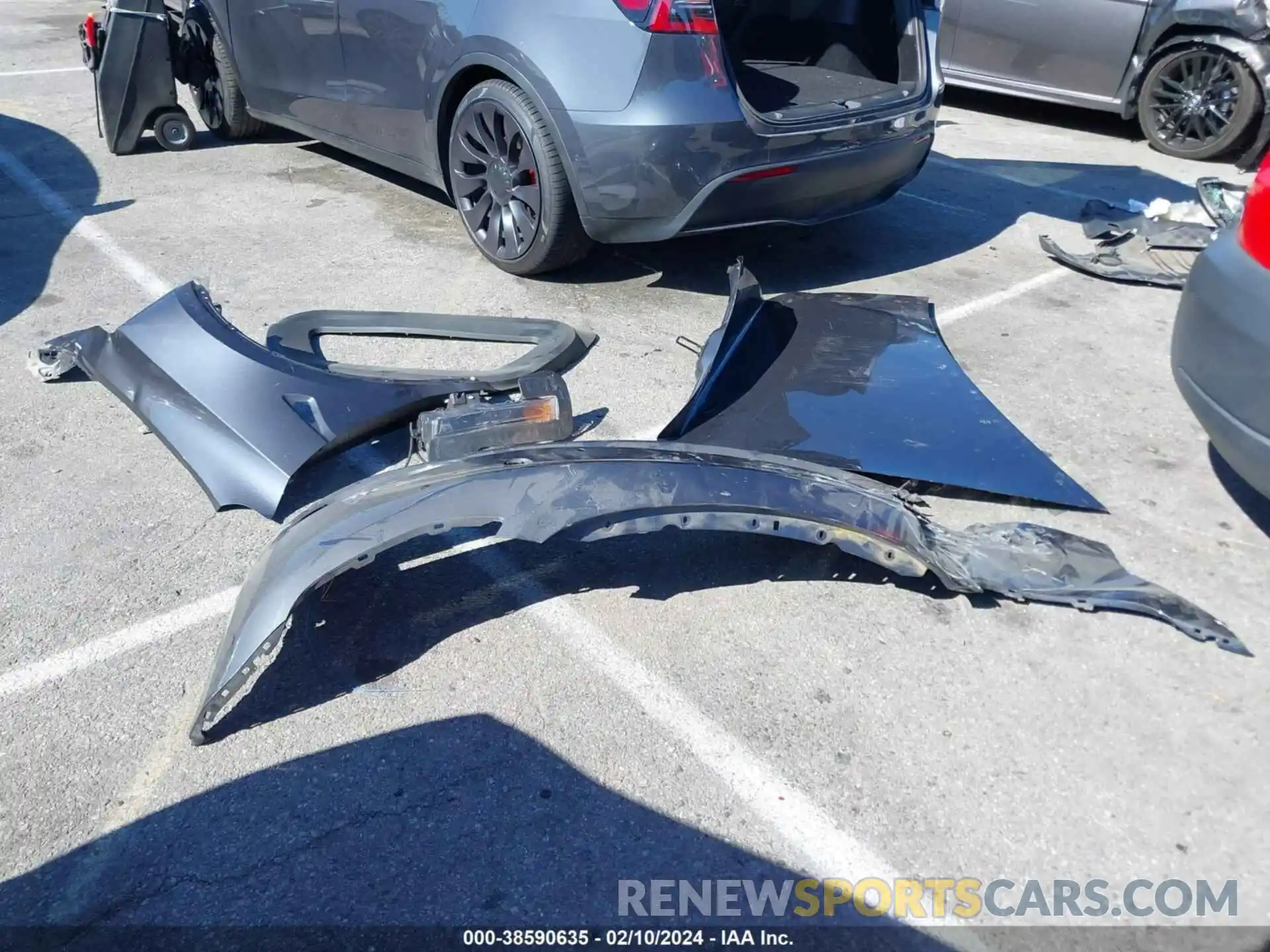 12 Photograph of a damaged car 5YJYGDEF3MF134768 TESLA MODEL Y 2021