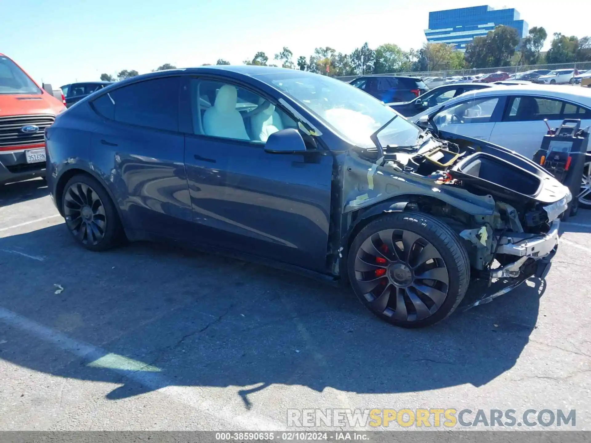 14 Photograph of a damaged car 5YJYGDEF3MF134768 TESLA MODEL Y 2021