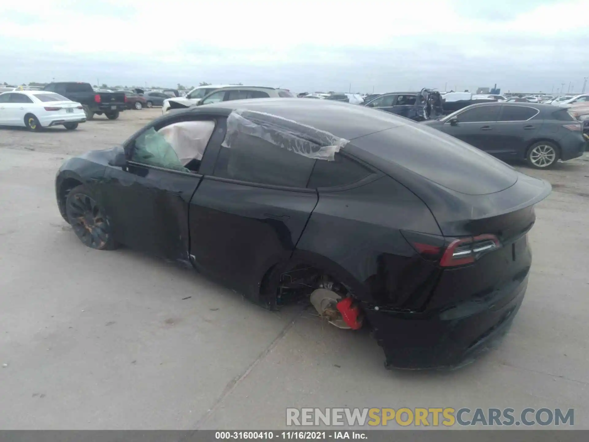 3 Photograph of a damaged car 5YJYGDEF3MF230531 TESLA MODEL Y 2021