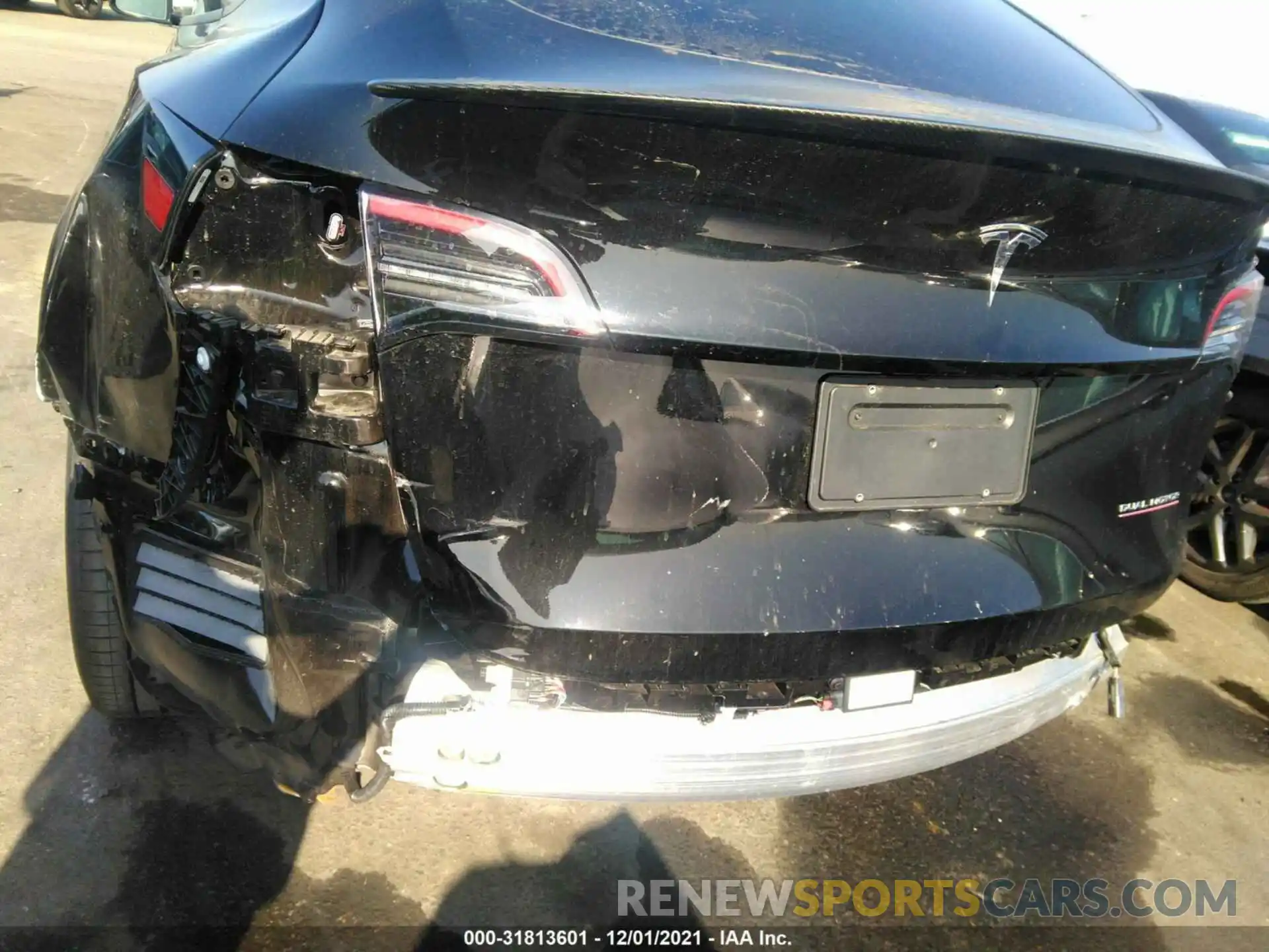 6 Photograph of a damaged car 5YJYGDEF3MF267739 TESLA MODEL Y 2021