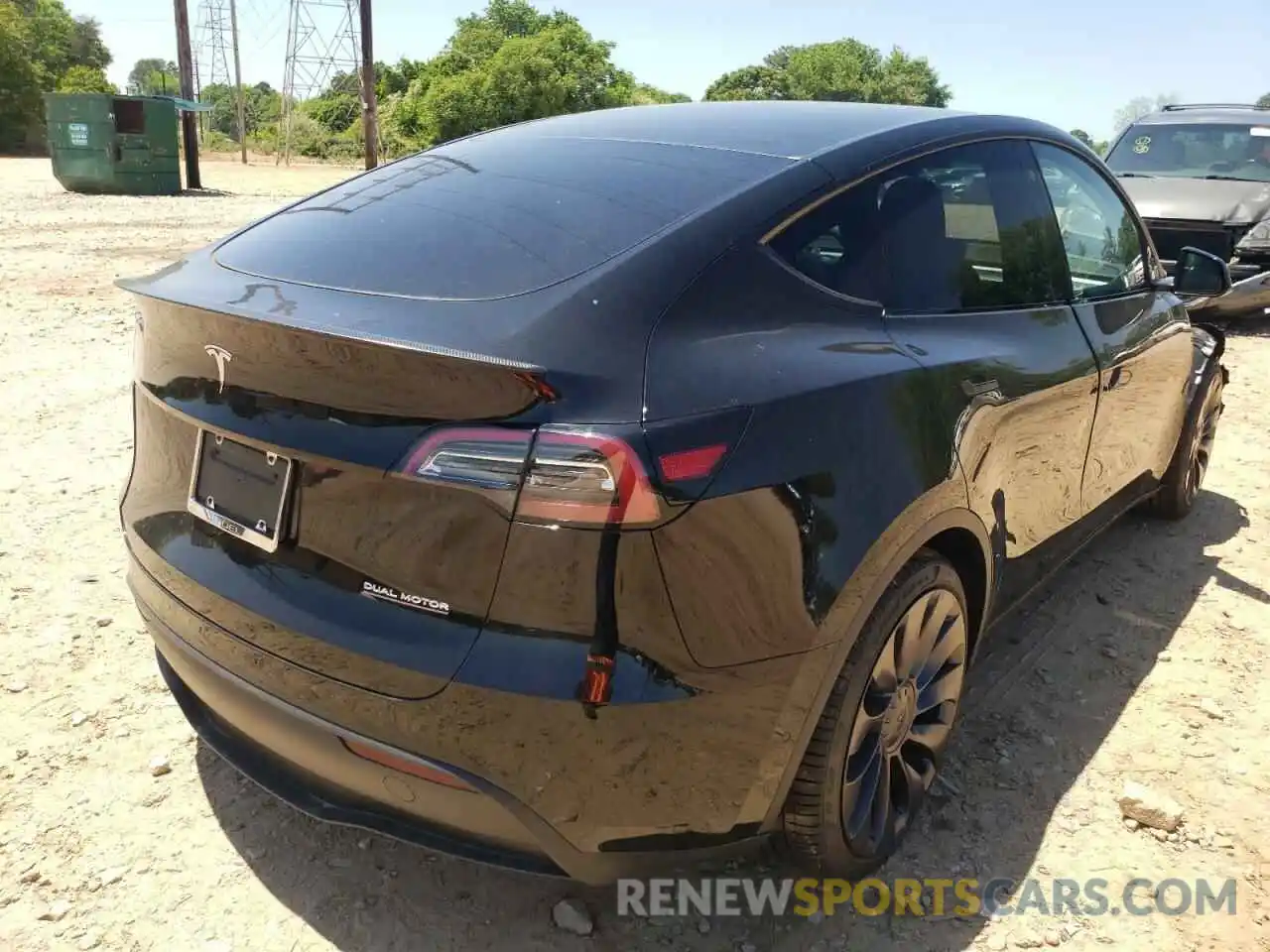 4 Photograph of a damaged car 5YJYGDEF3MF299283 TESLA MODEL Y 2021