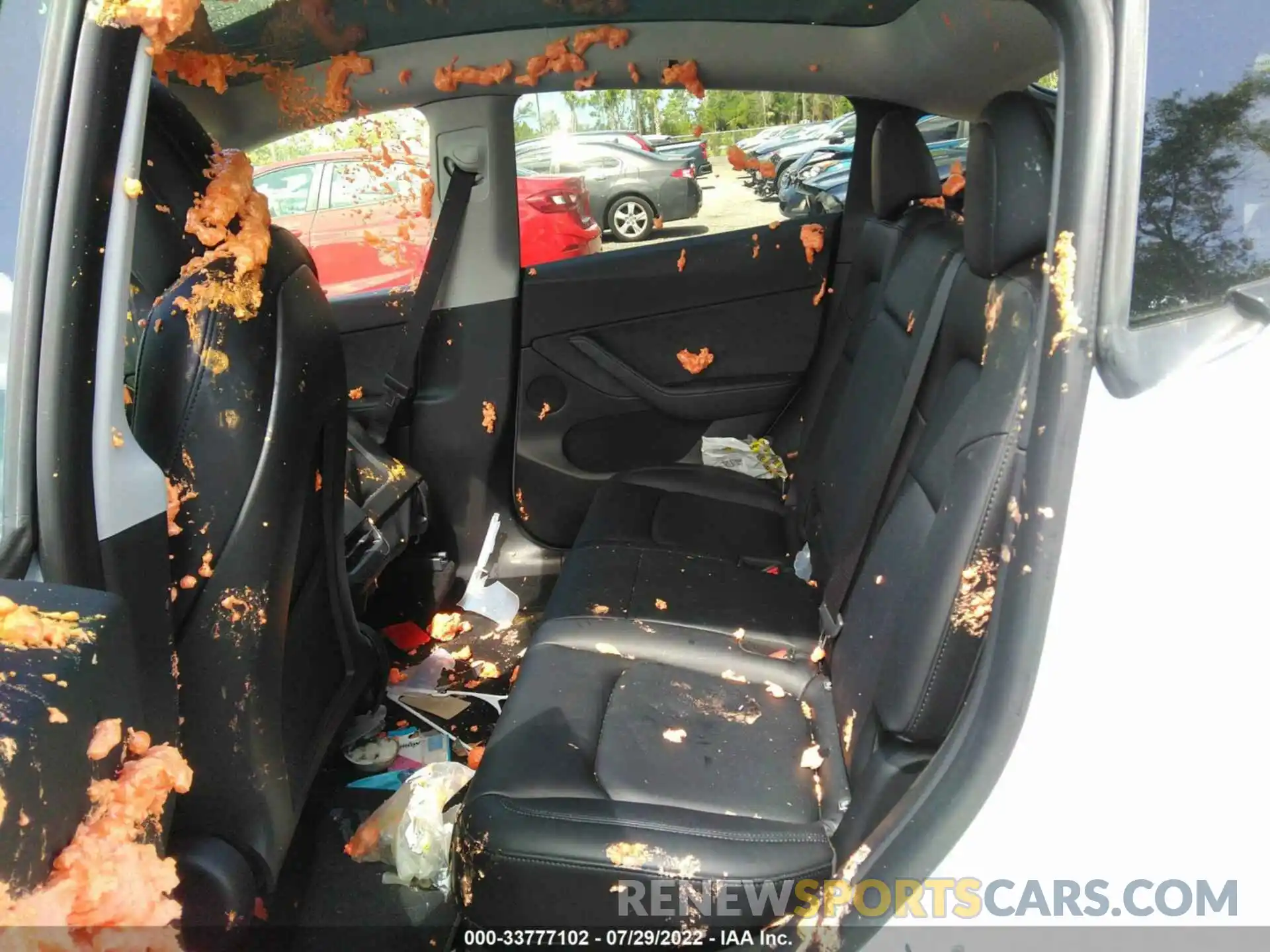 8 Photograph of a damaged car 5YJYGDEF3MF304756 TESLA MODEL Y 2021