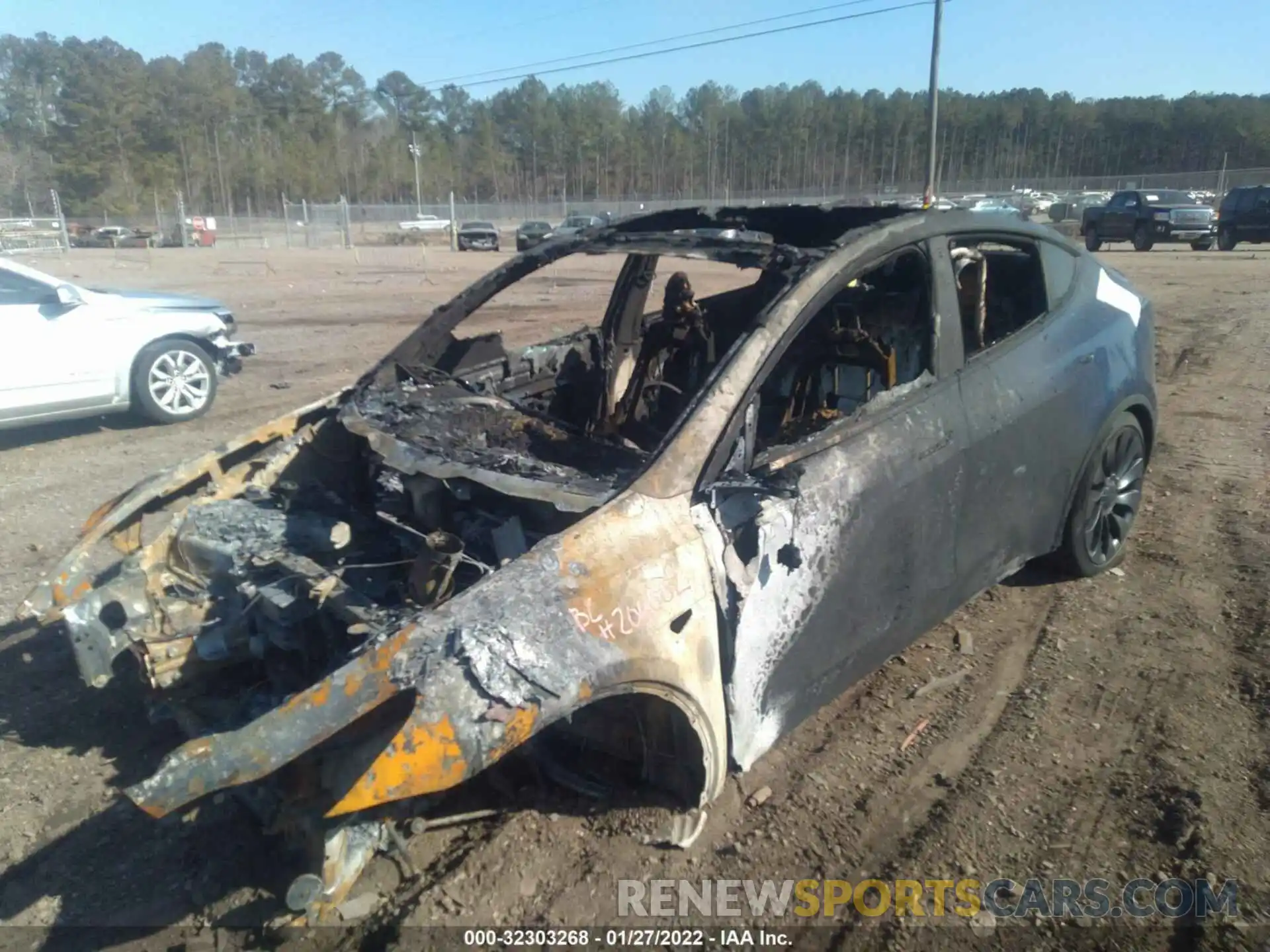 6 Photograph of a damaged car 5YJYGDEF4MF124492 TESLA MODEL Y 2021