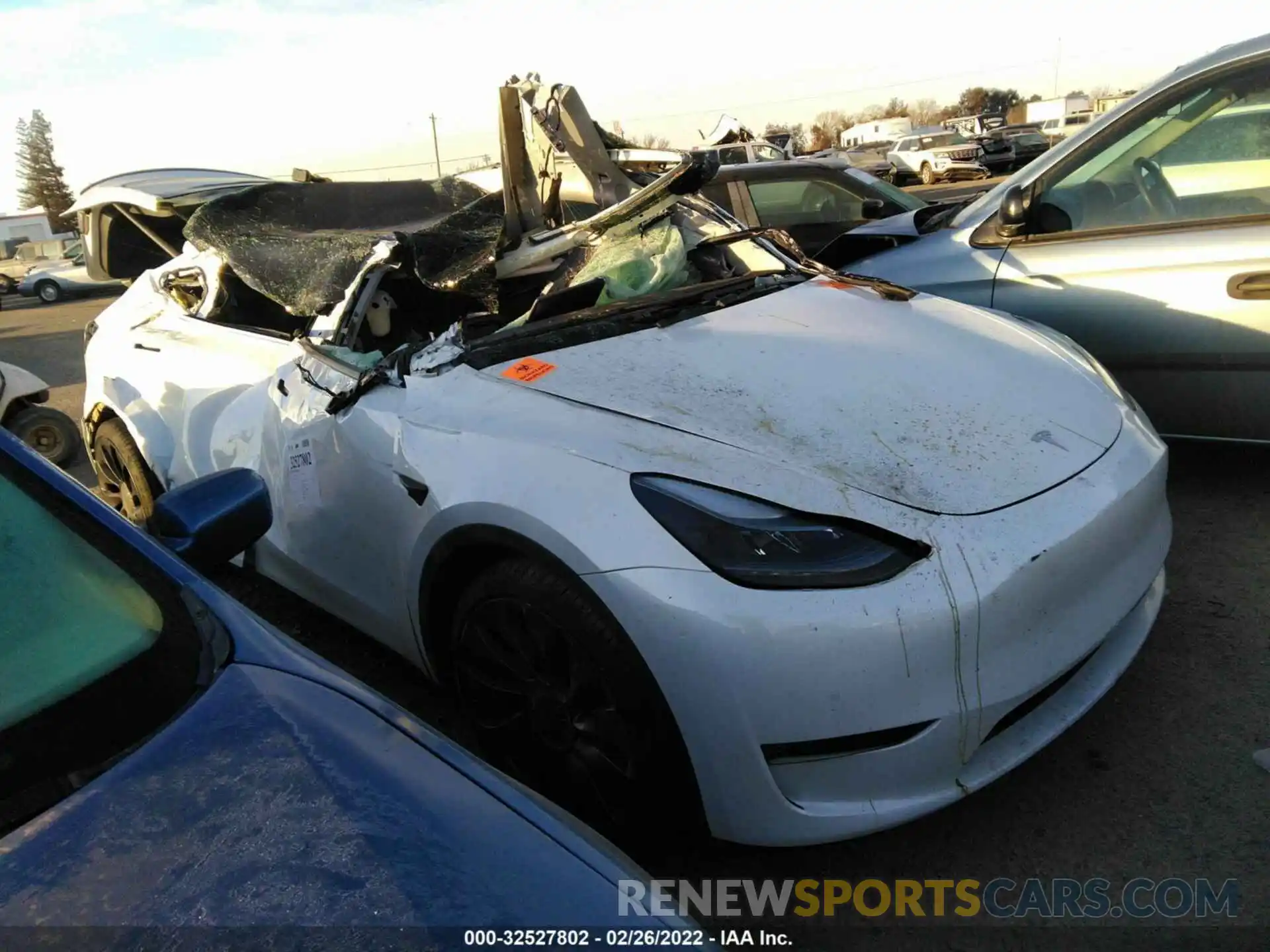 1 Photograph of a damaged car 5YJYGDEF4MF157668 TESLA MODEL Y 2021