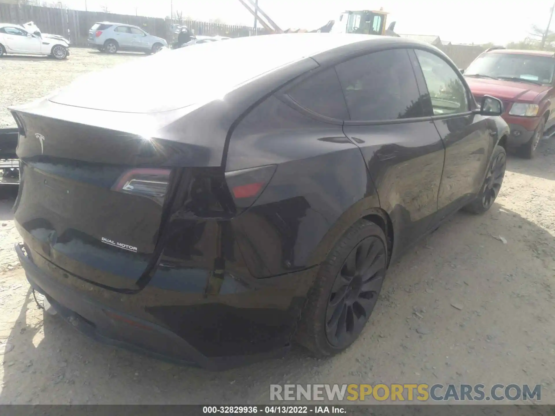 4 Фотография поврежденного автомобиля 5YJYGDEF4MF178553 TESLA MODEL Y 2021