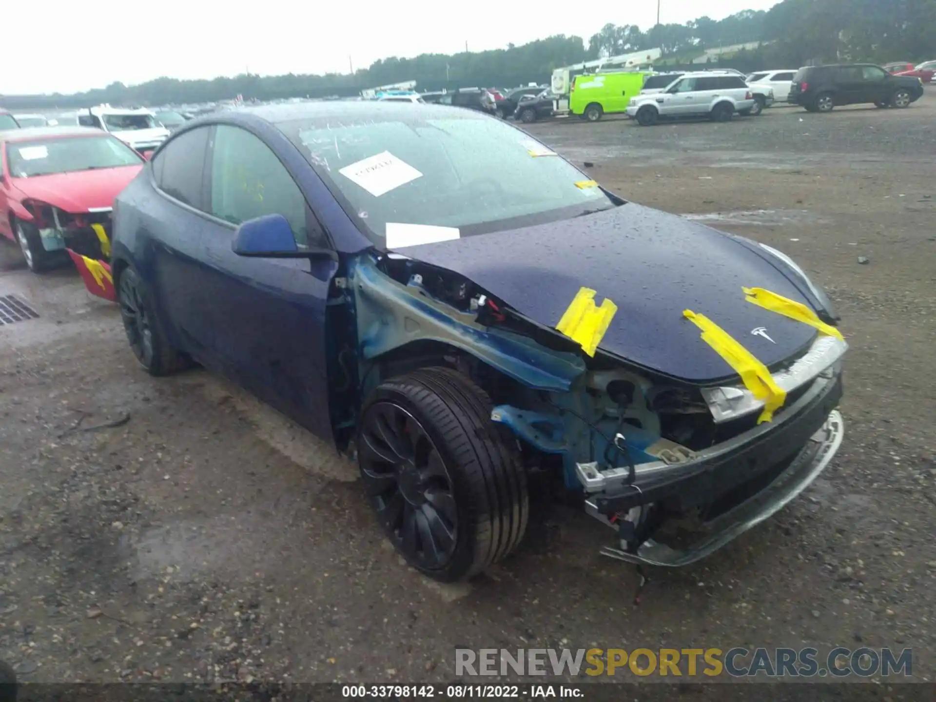 1 Photograph of a damaged car 5YJYGDEF4MF194834 TESLA MODEL Y 2021