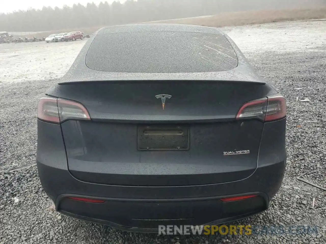 6 Photograph of a damaged car 5YJYGDEF4MF301414 TESLA MODEL Y 2021