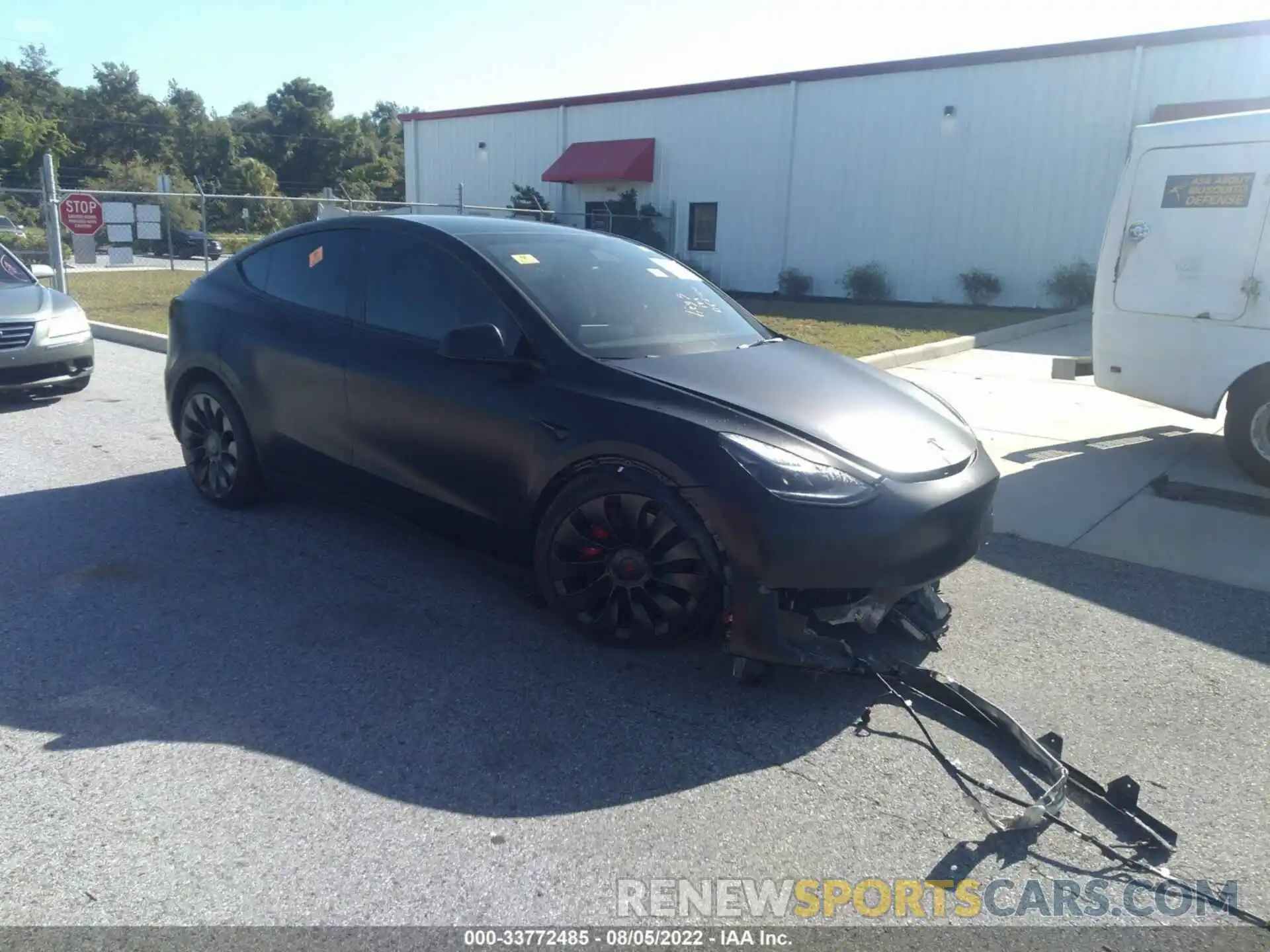 1 Photograph of a damaged car 5YJYGDEF4MF303177 TESLA MODEL Y 2021