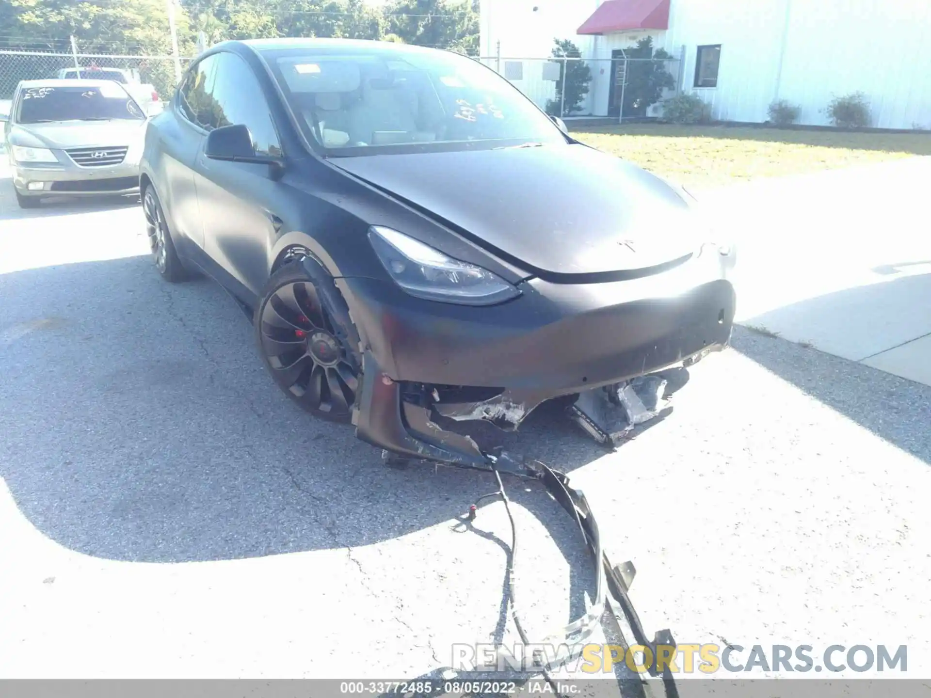 6 Photograph of a damaged car 5YJYGDEF4MF303177 TESLA MODEL Y 2021