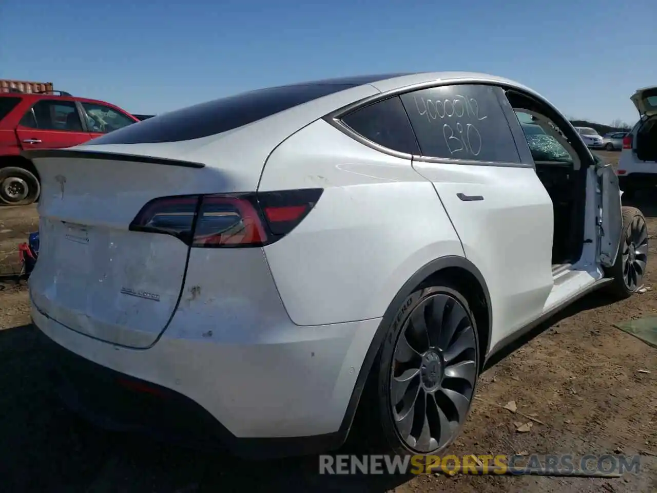 4 Photograph of a damaged car 5YJYGDEF5MF079109 TESLA MODEL Y 2021