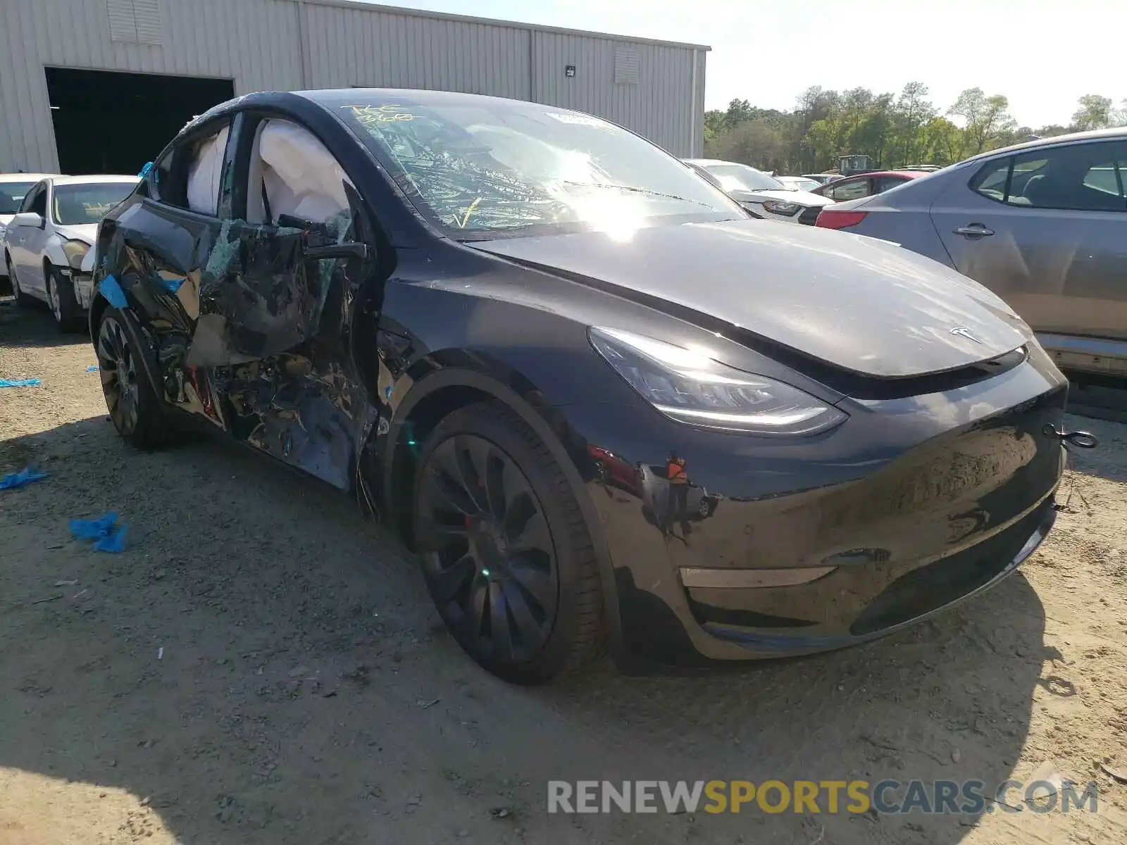 1 Photograph of a damaged car 5YJYGDEF5MF079174 TESLA MODEL Y 2021