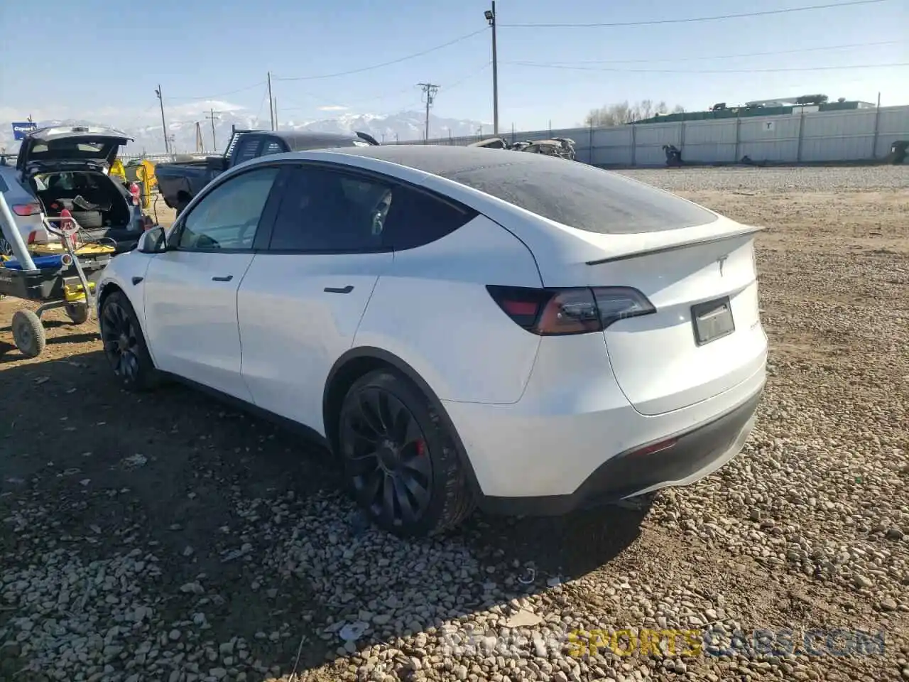 3 Фотография поврежденного автомобиля 5YJYGDEF5MF146730 TESLA MODEL Y 2021