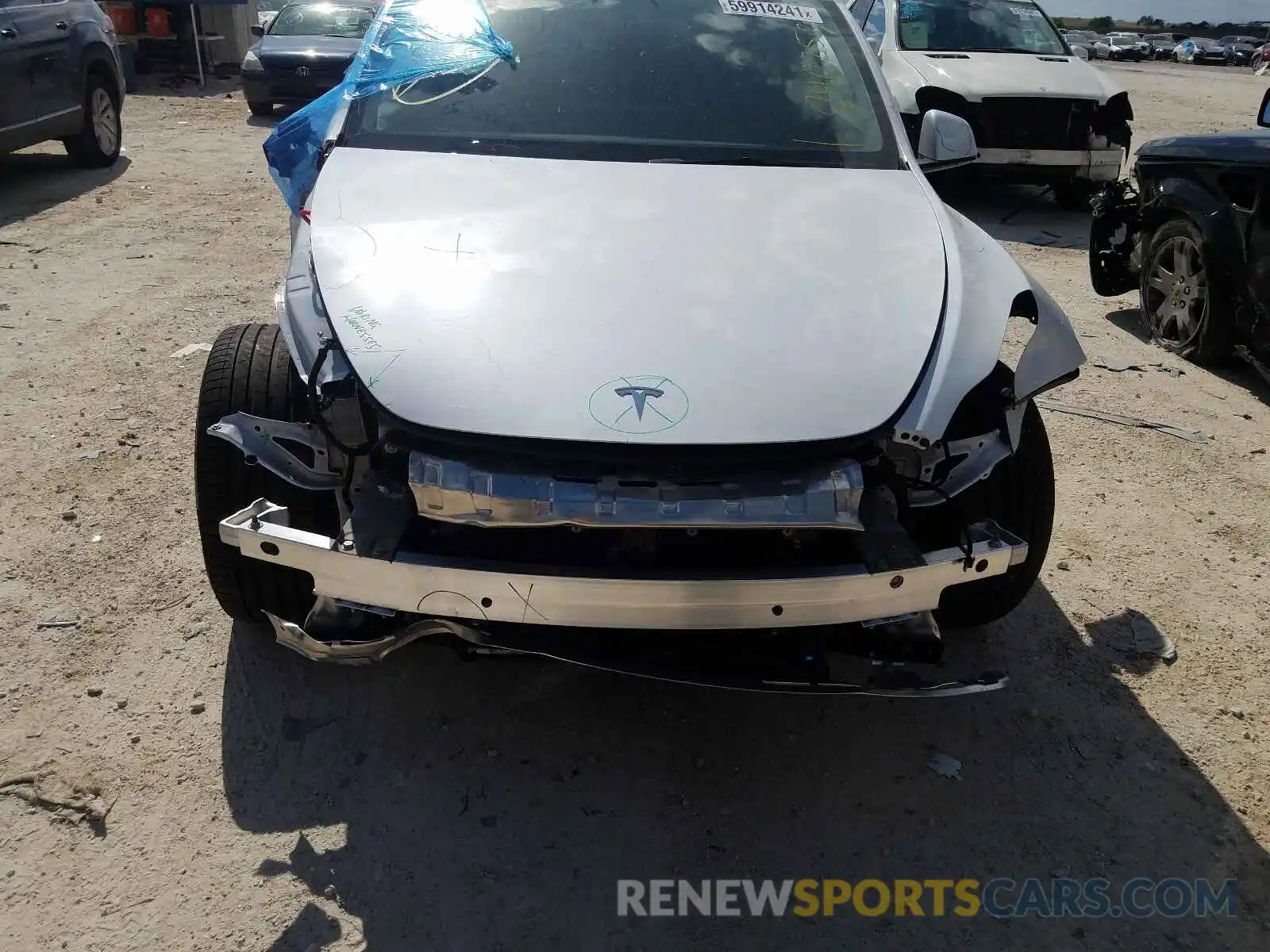 9 Photograph of a damaged car 5YJYGDEF5MF240252 TESLA MODEL Y 2021