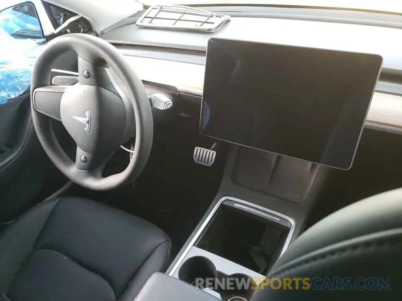 9 Photograph of a damaged car 5YJYGDEF5MF250229 TESLA MODEL Y 2021