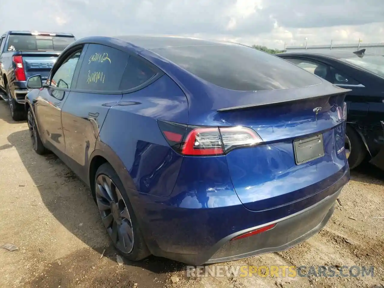 3 Фотография поврежденного автомобиля 5YJYGDEF5MF252367 TESLA MODEL Y 2021