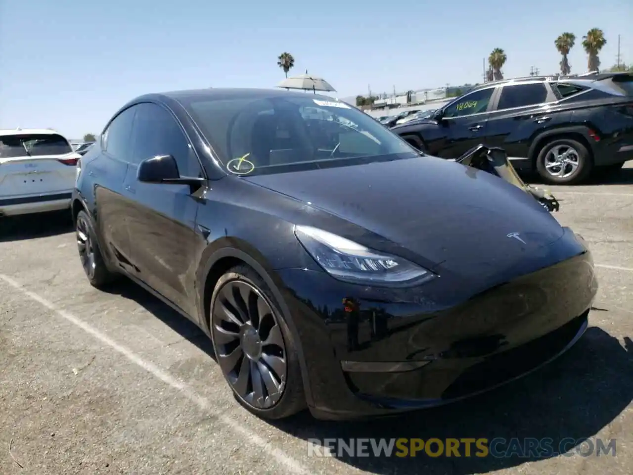 1 Photograph of a damaged car 5YJYGDEF6MF070192 TESLA MODEL Y 2021