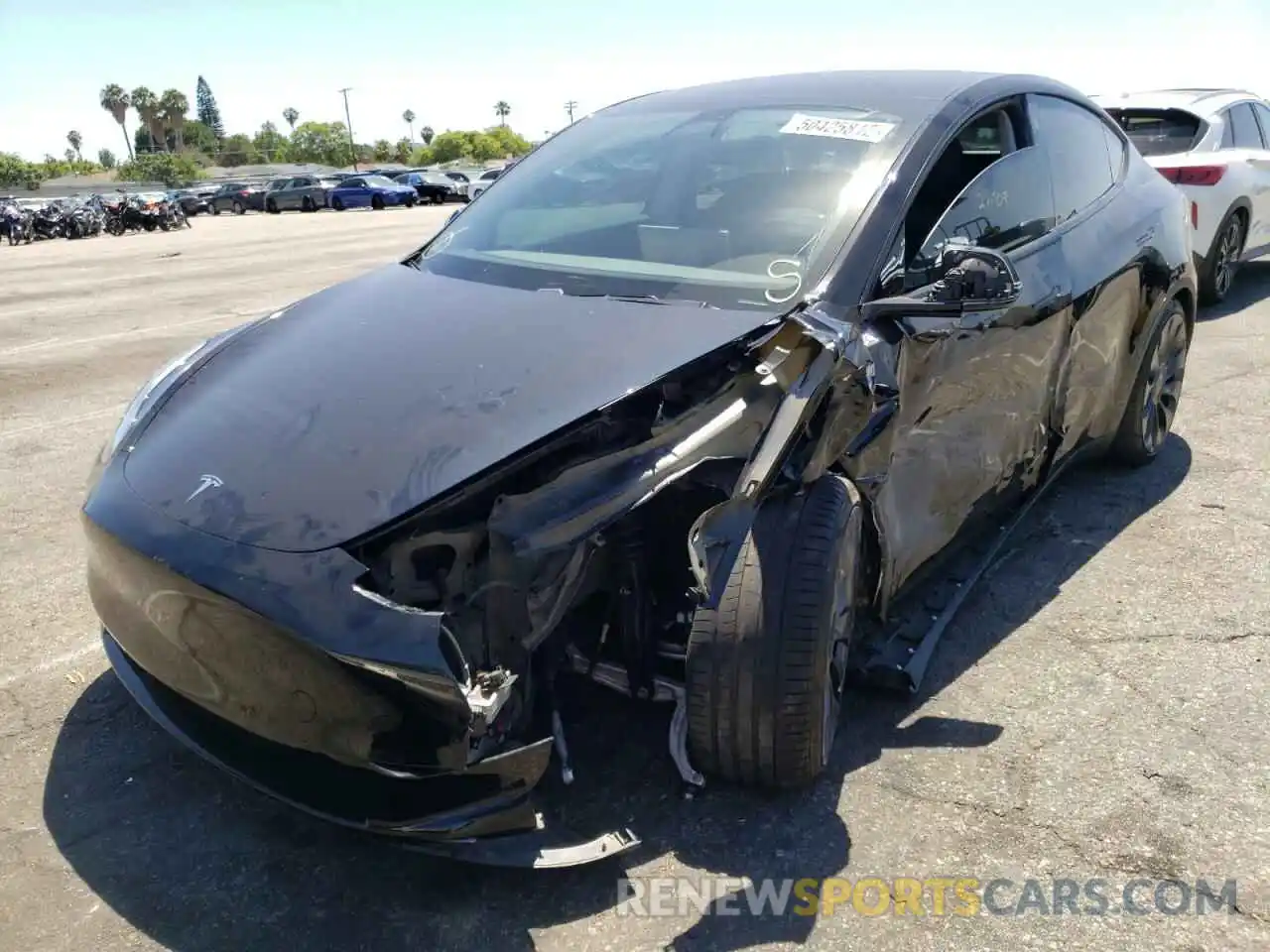 2 Photograph of a damaged car 5YJYGDEF6MF070192 TESLA MODEL Y 2021