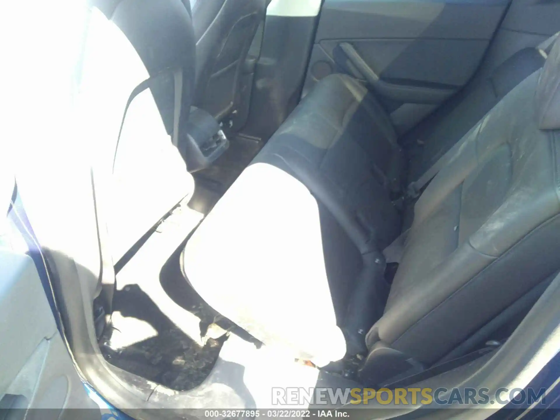 8 Photograph of a damaged car 5YJYGDEF6MF139463 TESLA MODEL Y 2021