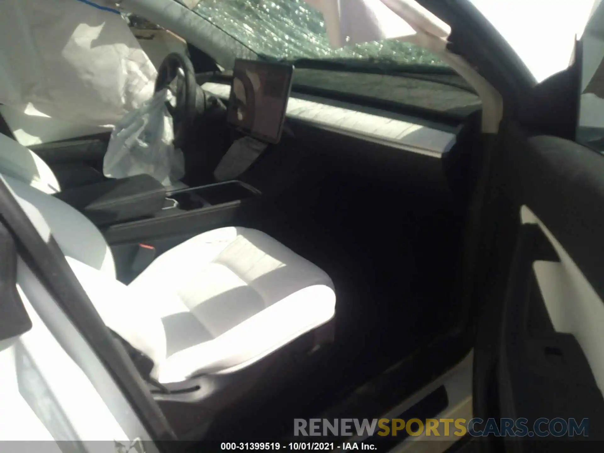 5 Photograph of a damaged car 5YJYGDEF6MF211682 TESLA MODEL Y 2021