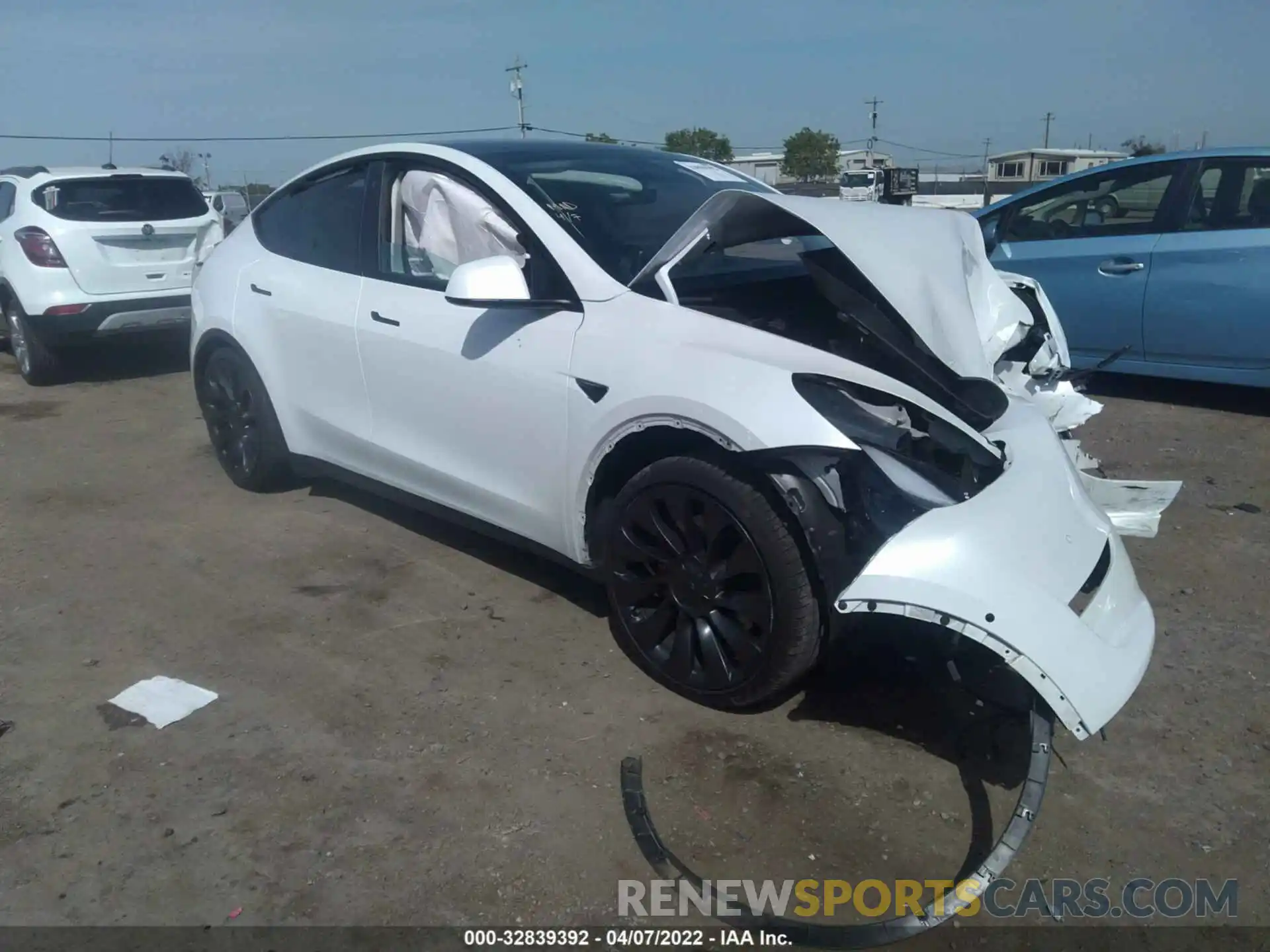 1 Photograph of a damaged car 5YJYGDEF6MF252538 TESLA MODEL Y 2021