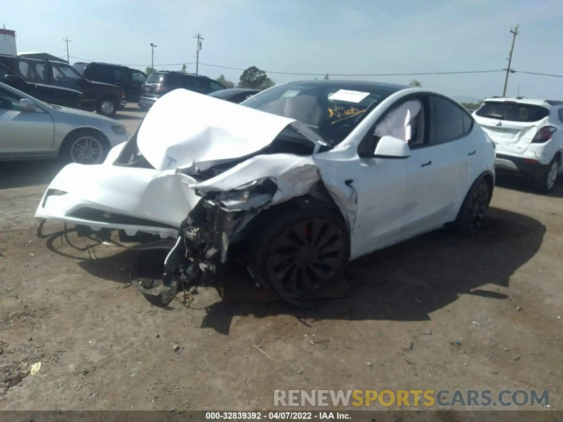 2 Photograph of a damaged car 5YJYGDEF6MF252538 TESLA MODEL Y 2021