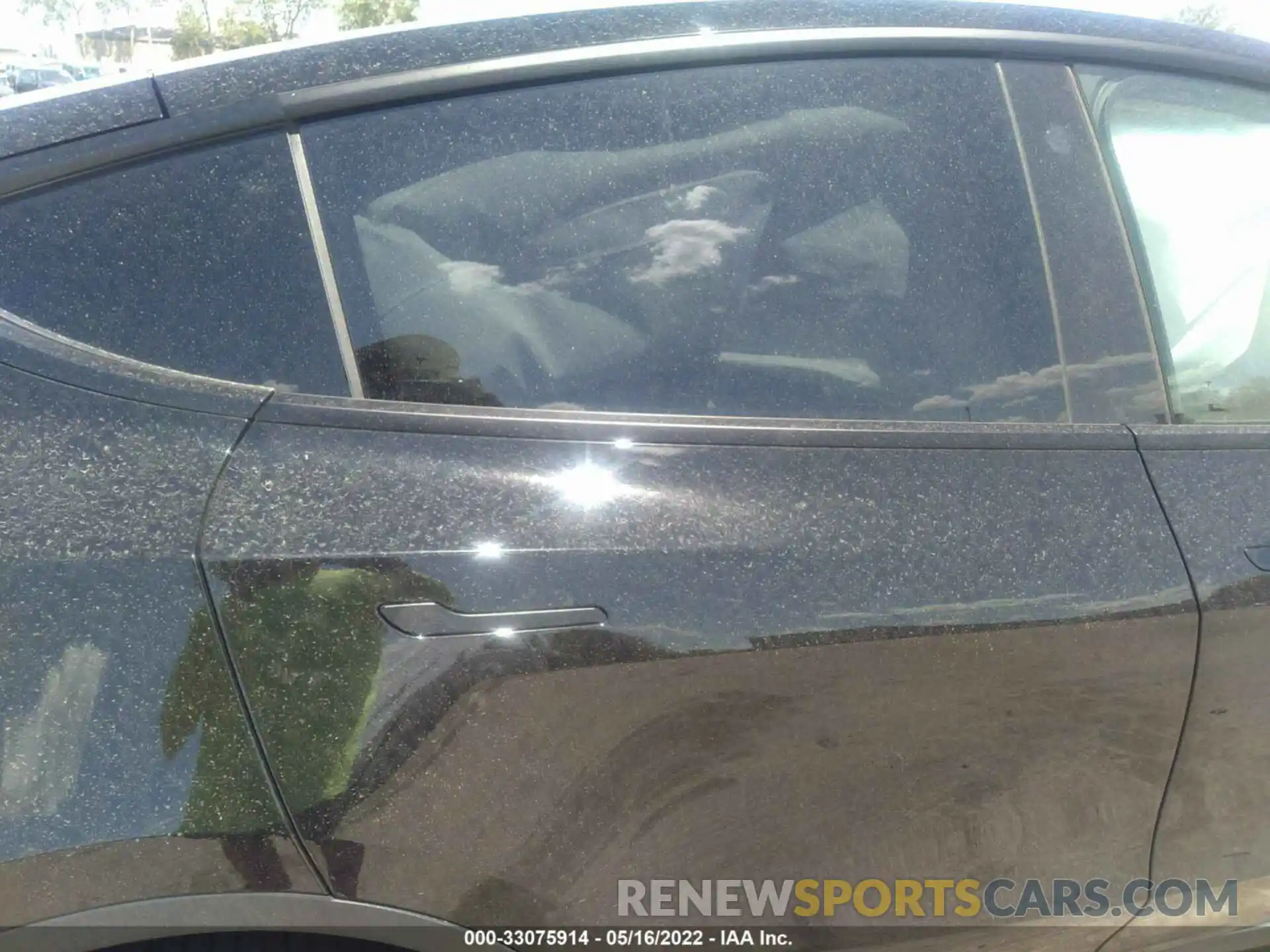 8 Photograph of a damaged car 5YJYGDEF6MF259294 TESLA MODEL Y 2021