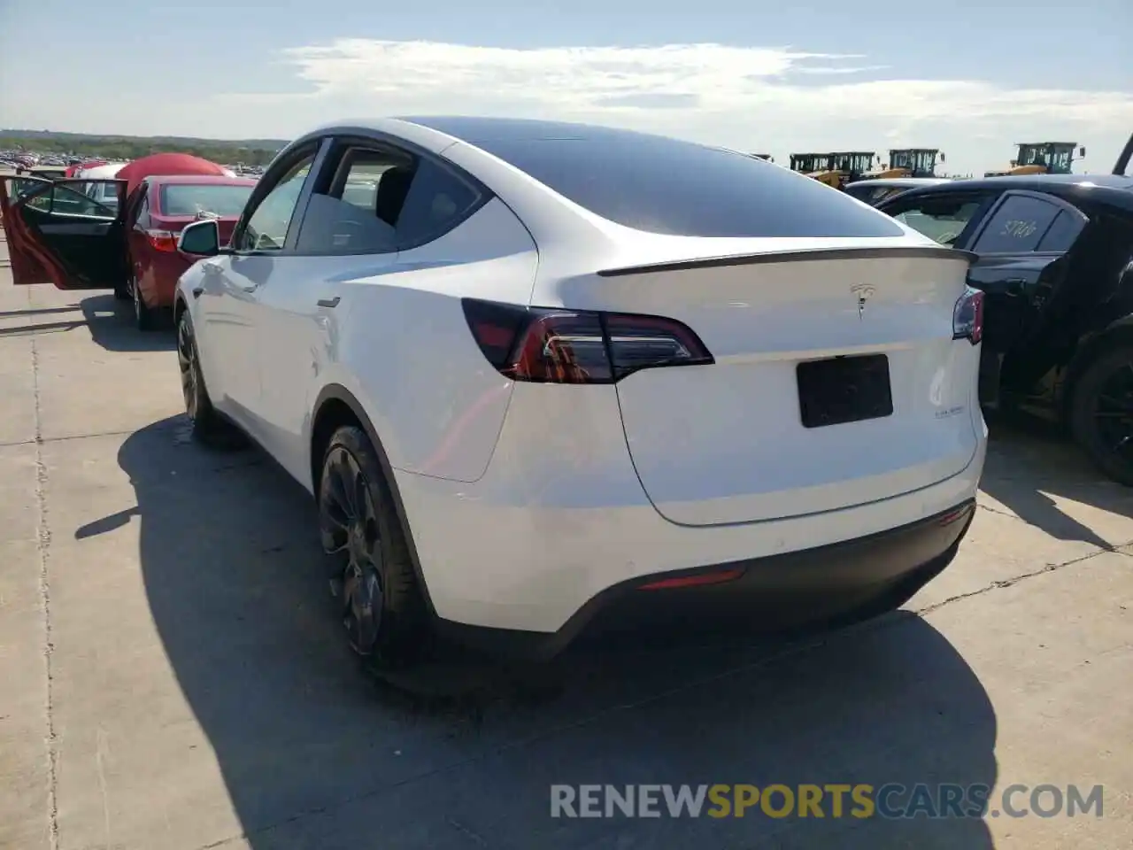 3 Photograph of a damaged car 5YJYGDEF6MF268447 TESLA MODEL Y 2021