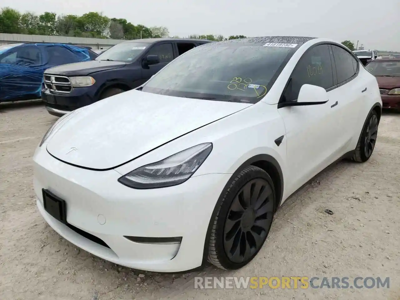 2 Photograph of a damaged car 5YJYGDEF7MF073120 TESLA MODEL Y 2021