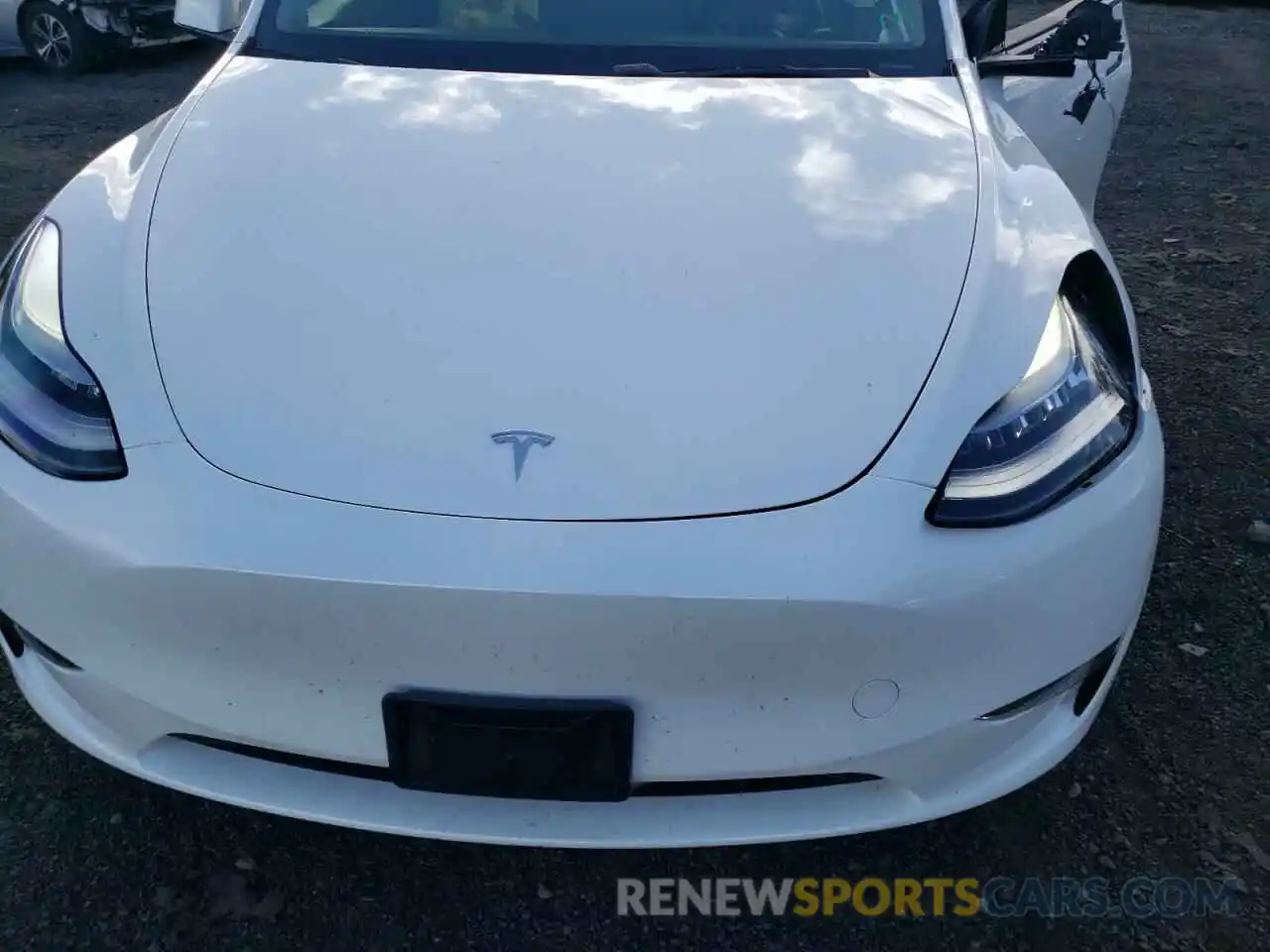 12 Photograph of a damaged car 5YJYGDEF7MF076213 TESLA MODEL Y 2021