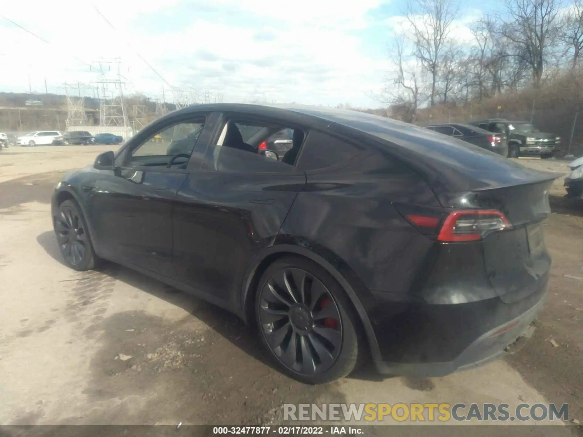 3 Photograph of a damaged car 5YJYGDEF7MF197162 TESLA MODEL Y 2021