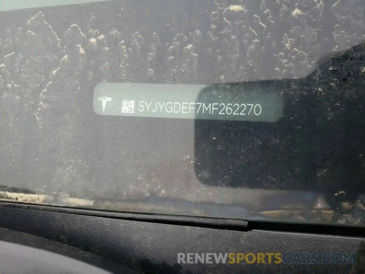 10 Photograph of a damaged car 5YJYGDEF7MF262270 TESLA MODEL Y 2021