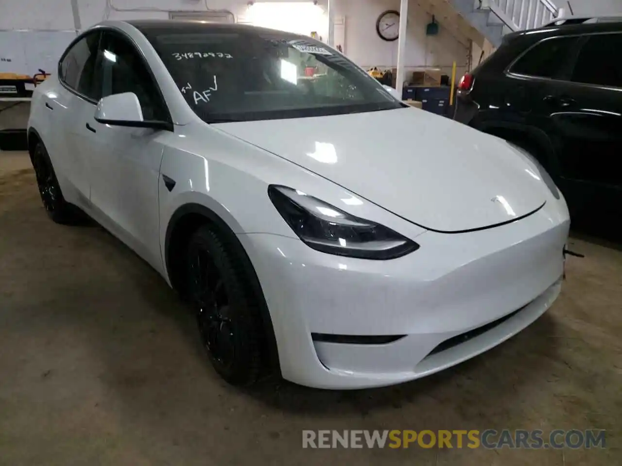 1 Photograph of a damaged car 5YJYGDEF7MF295110 TESLA MODEL Y 2021