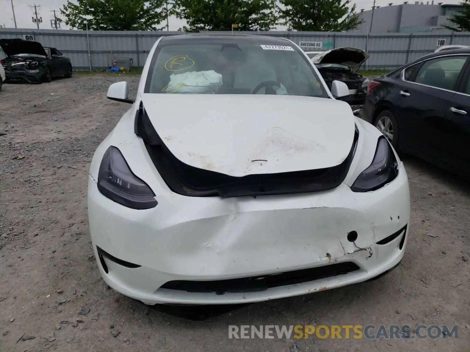 9 Photograph of a damaged car 5YJYGDEF8MF070260 TESLA MODEL Y 2021