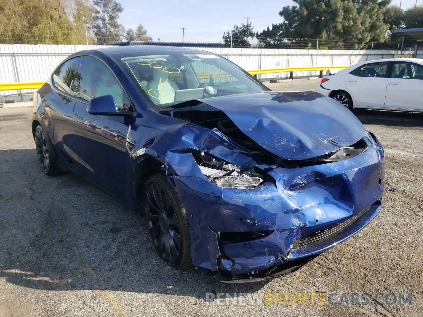 1 Photograph of a damaged car 5YJYGDEF8MF093179 TESLA MODEL Y 2021