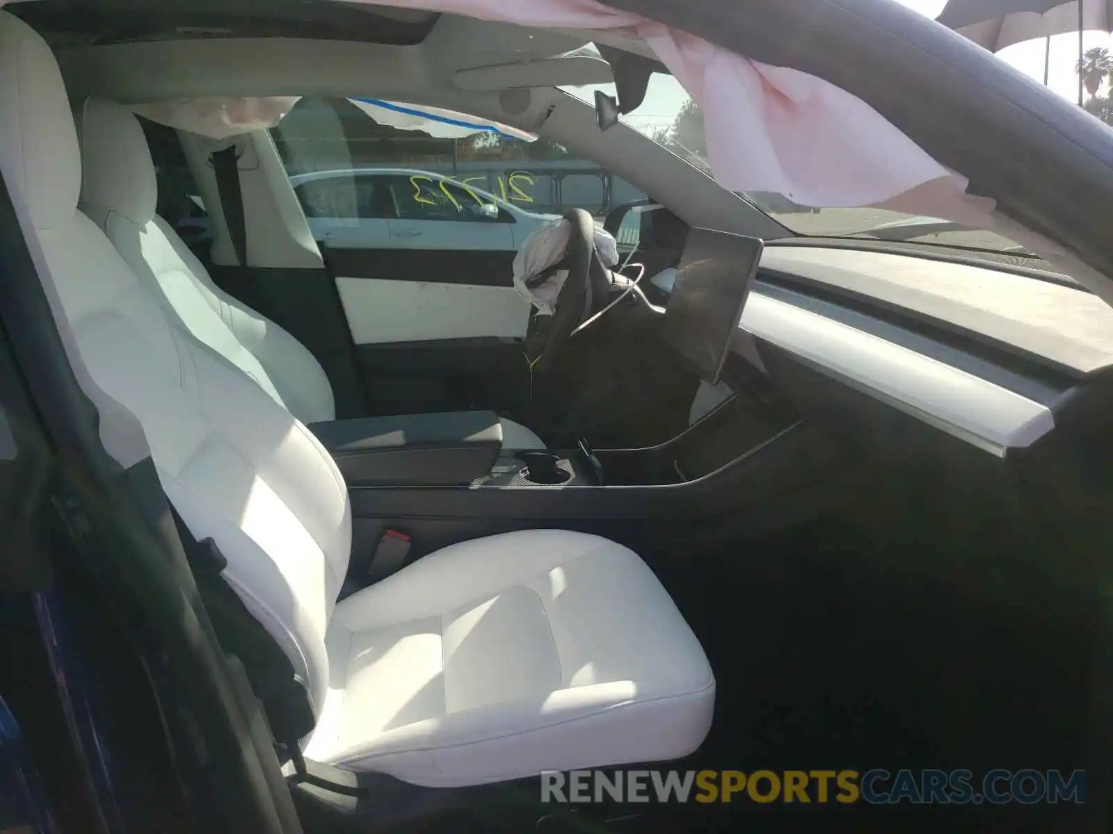 5 Photograph of a damaged car 5YJYGDEF8MF093179 TESLA MODEL Y 2021