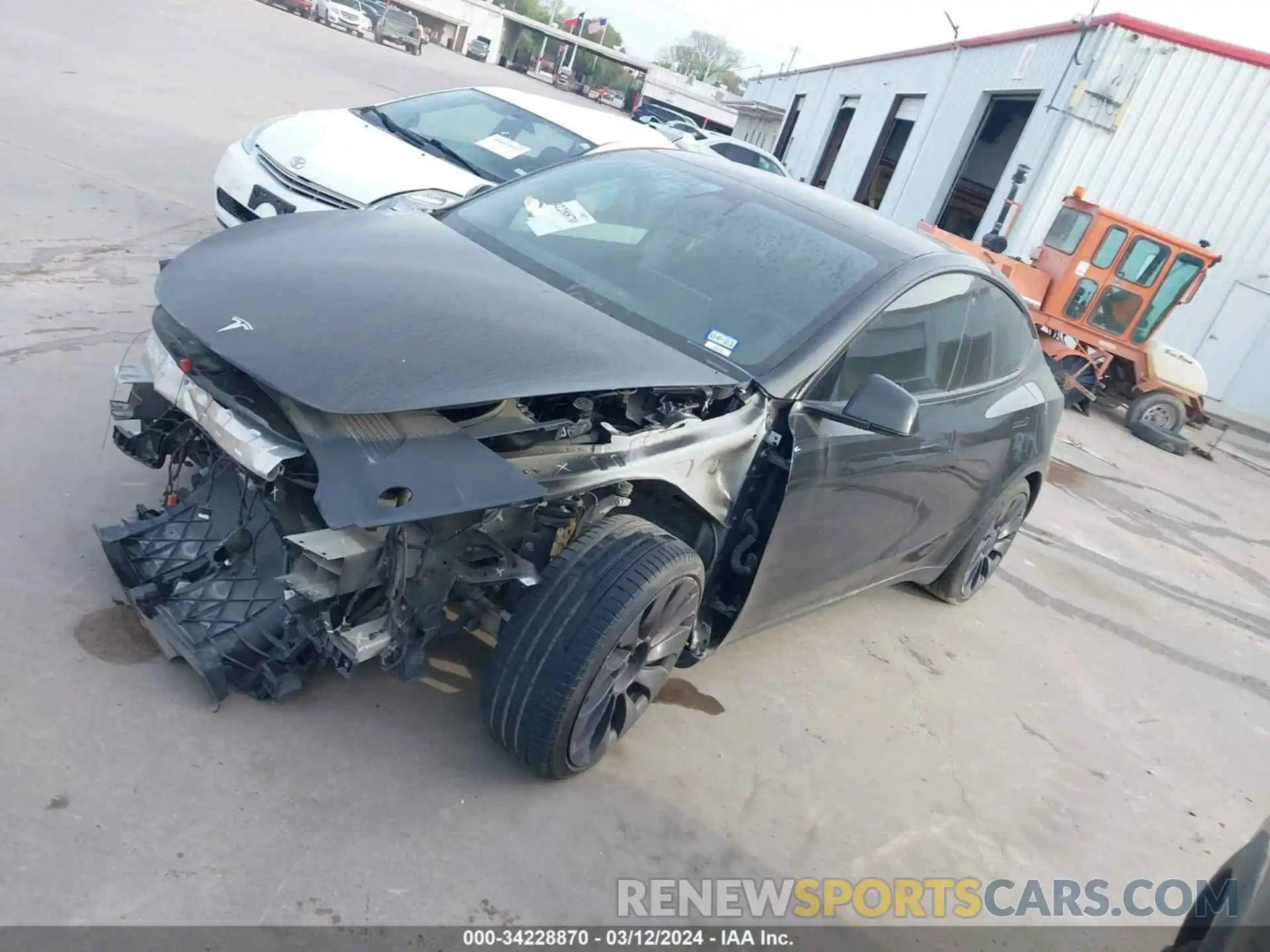 2 Photograph of a damaged car 5YJYGDEF8MF133535 TESLA MODEL Y 2021