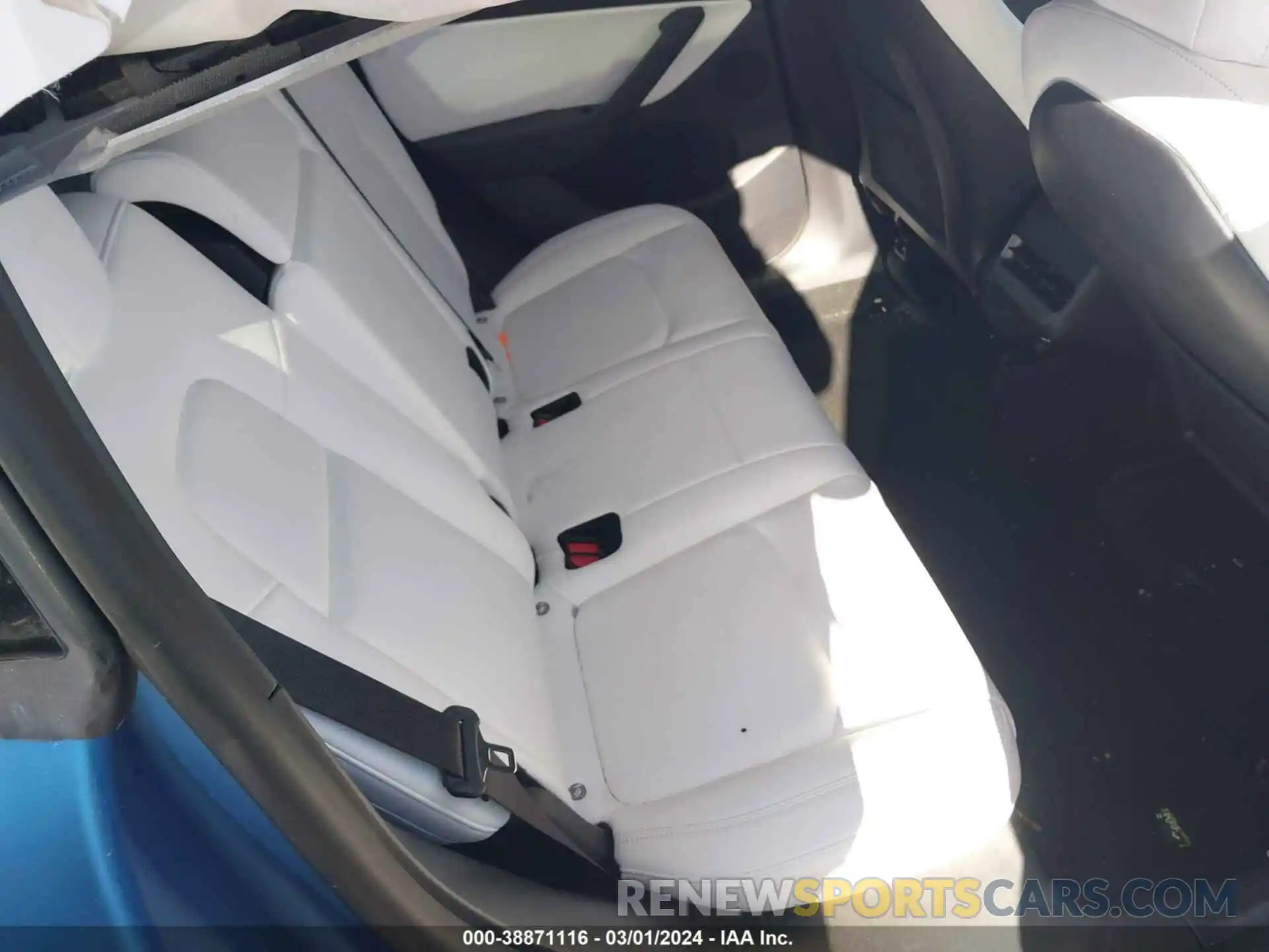 8 Photograph of a damaged car 5YJYGDEF8MF178569 TESLA MODEL Y 2021