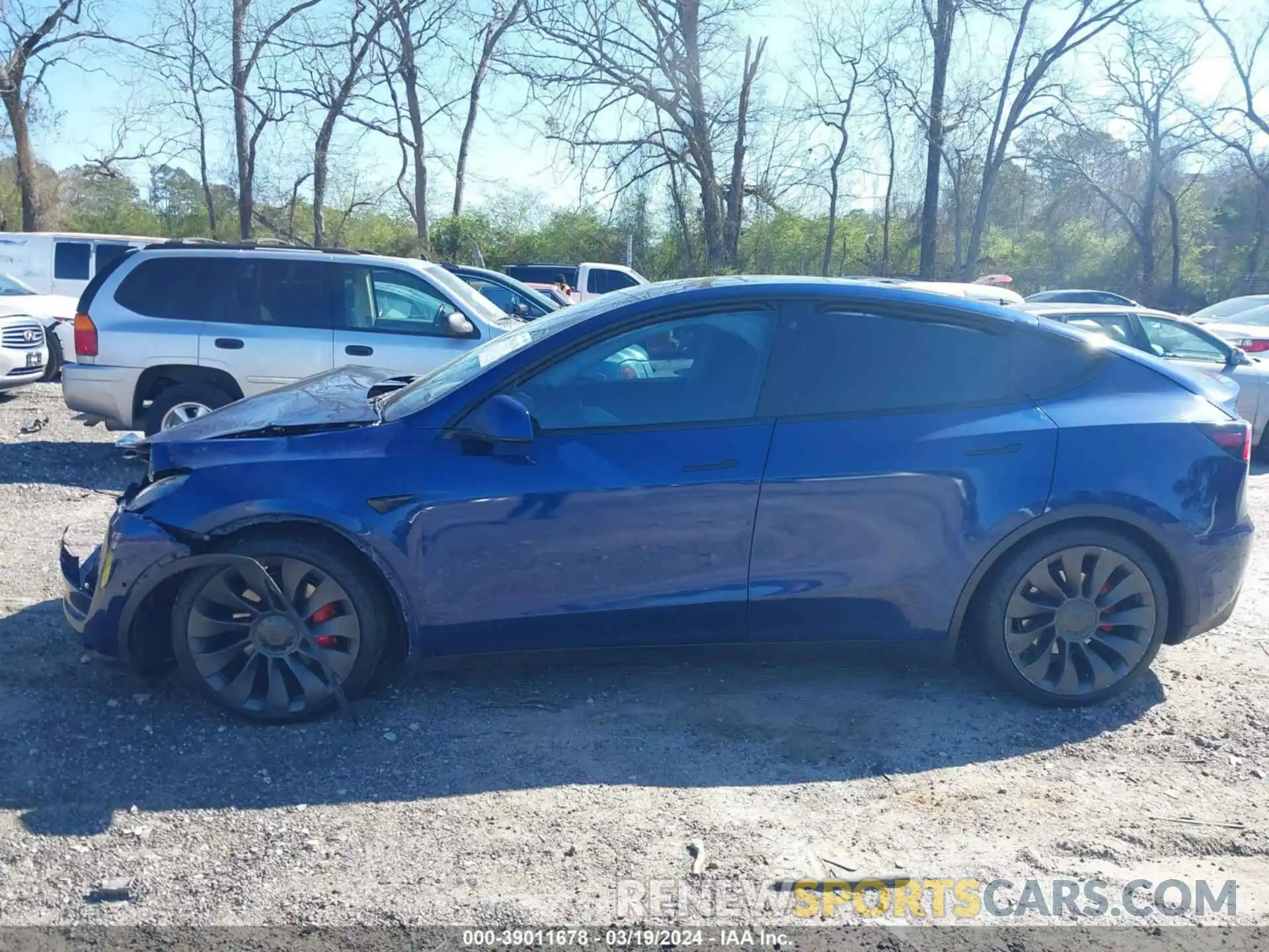 13 Photograph of a damaged car 5YJYGDEF8MF189474 TESLA MODEL Y 2021